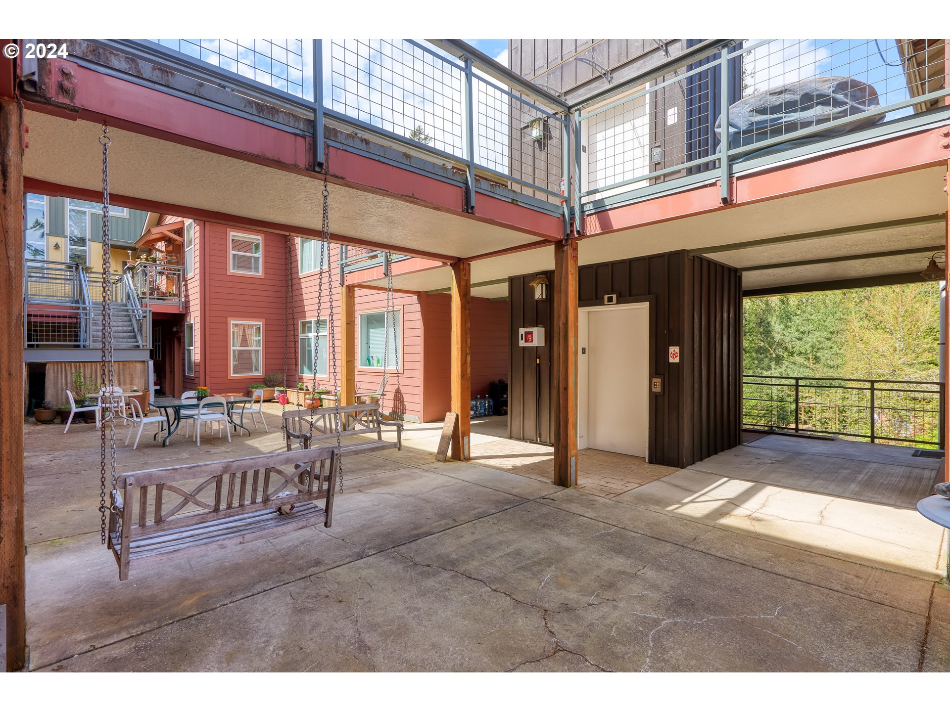 9601 NW LEAHY RD 201