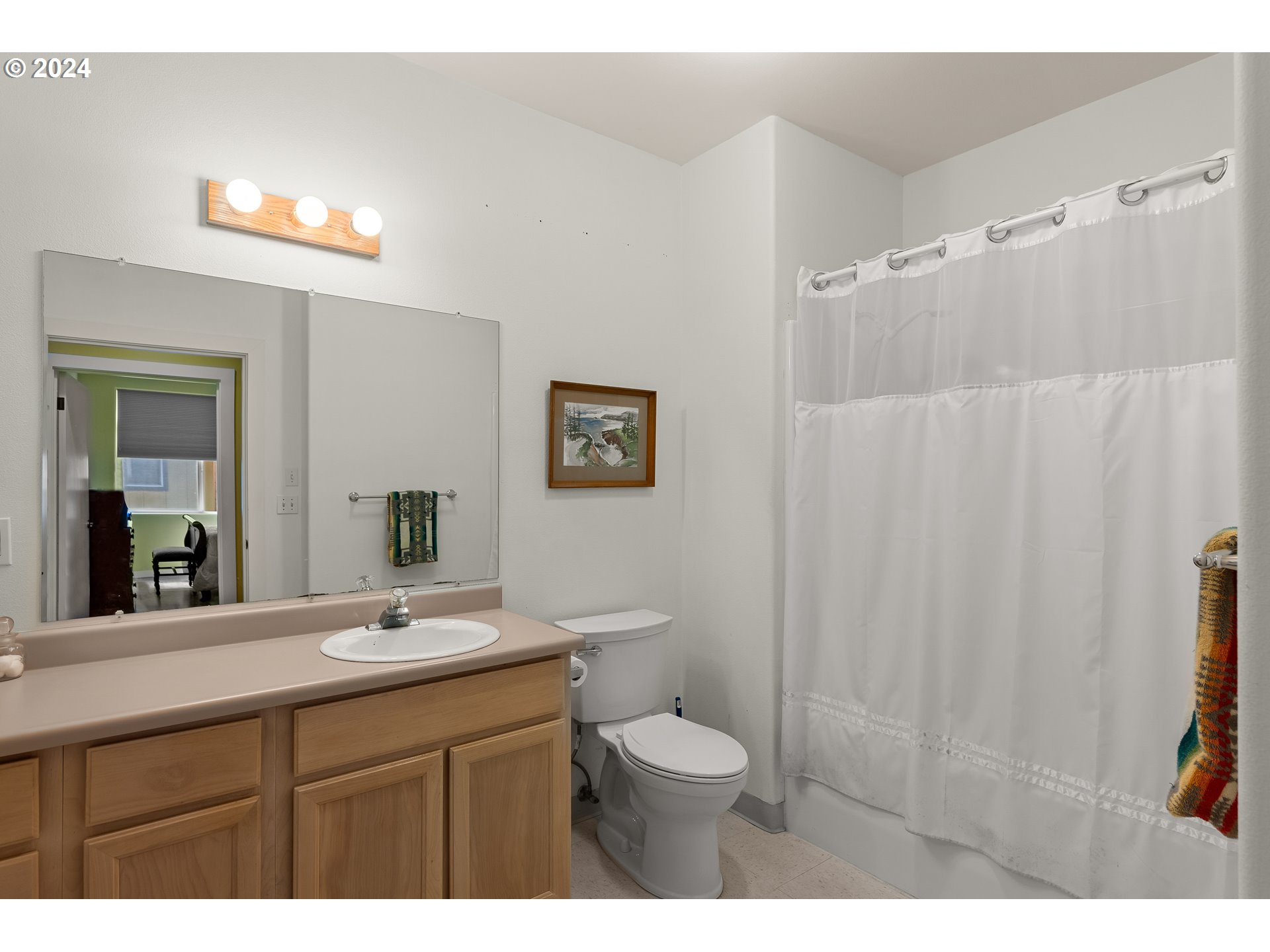 9601 NW LEAHY RD 201