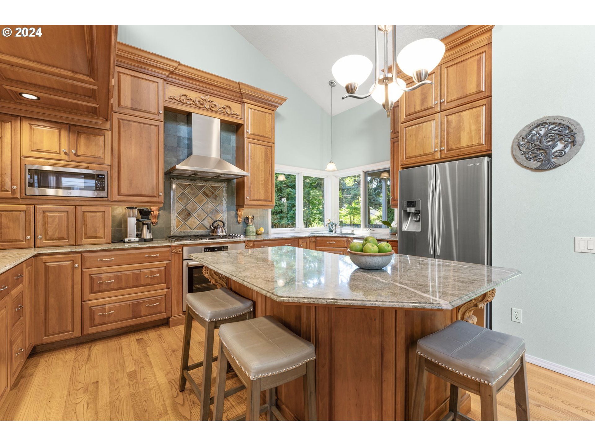 17151 NW WOODMERE CT