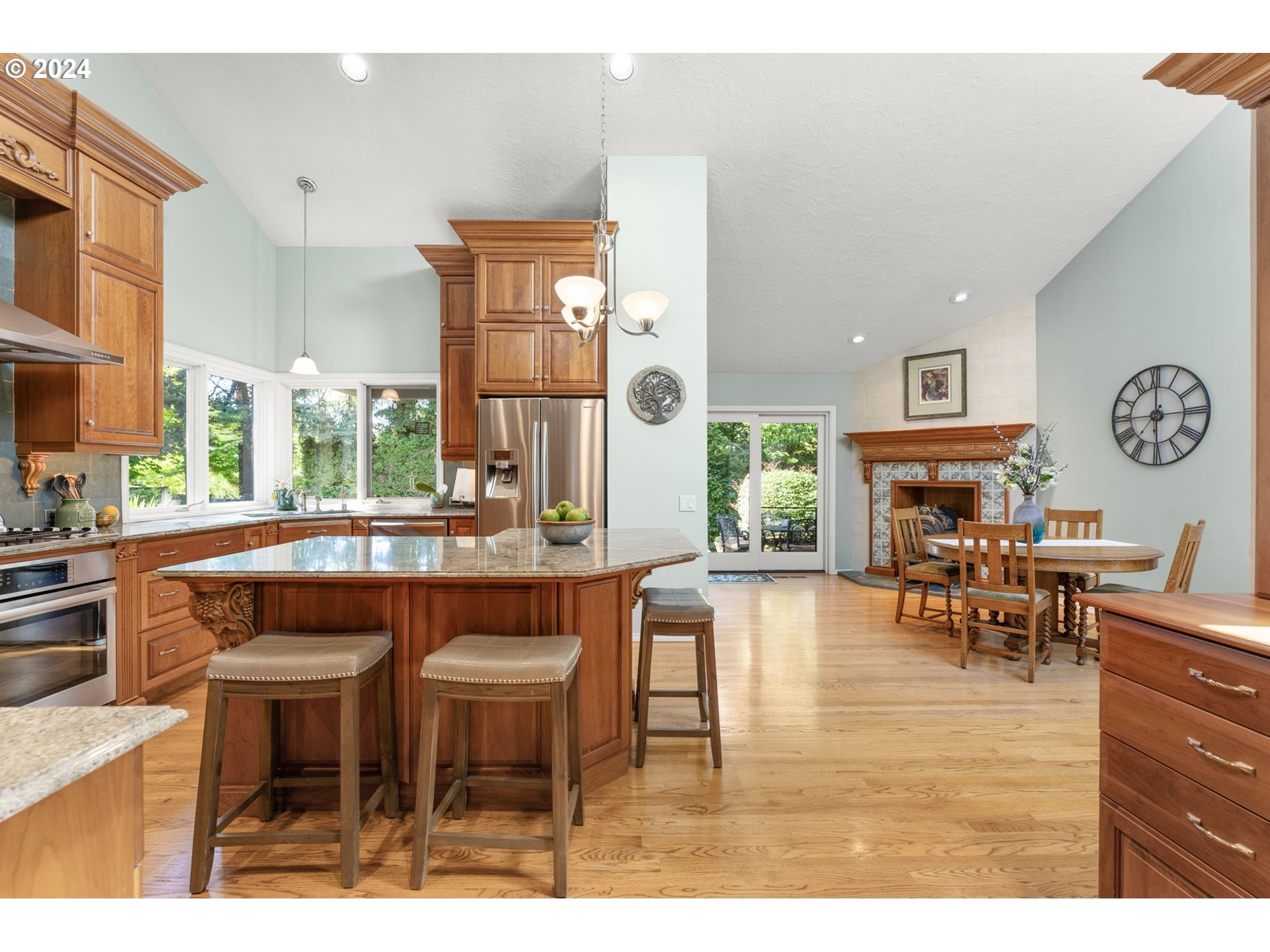 17151 NW WOODMERE CT