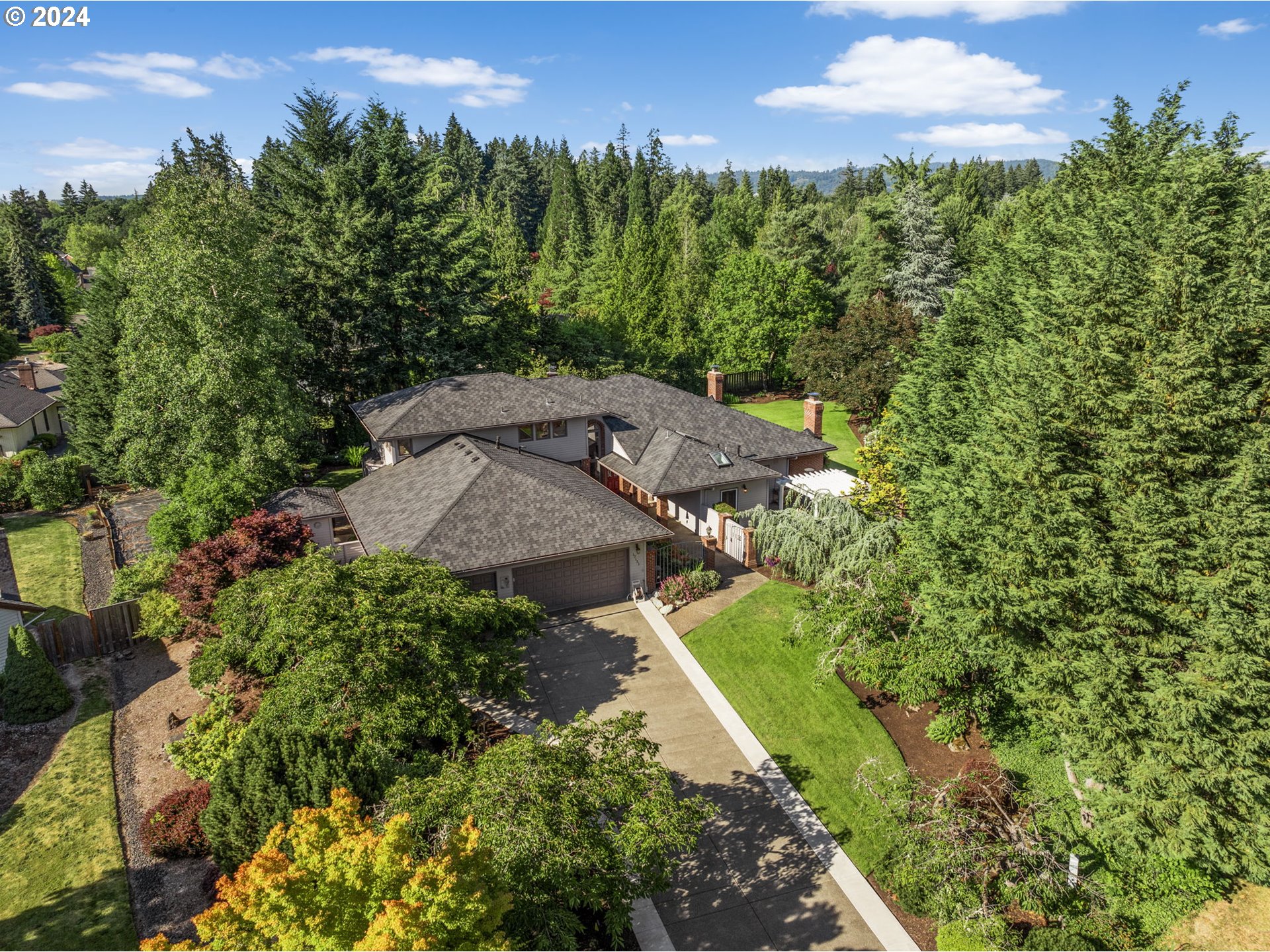 17151 NW WOODMERE CT