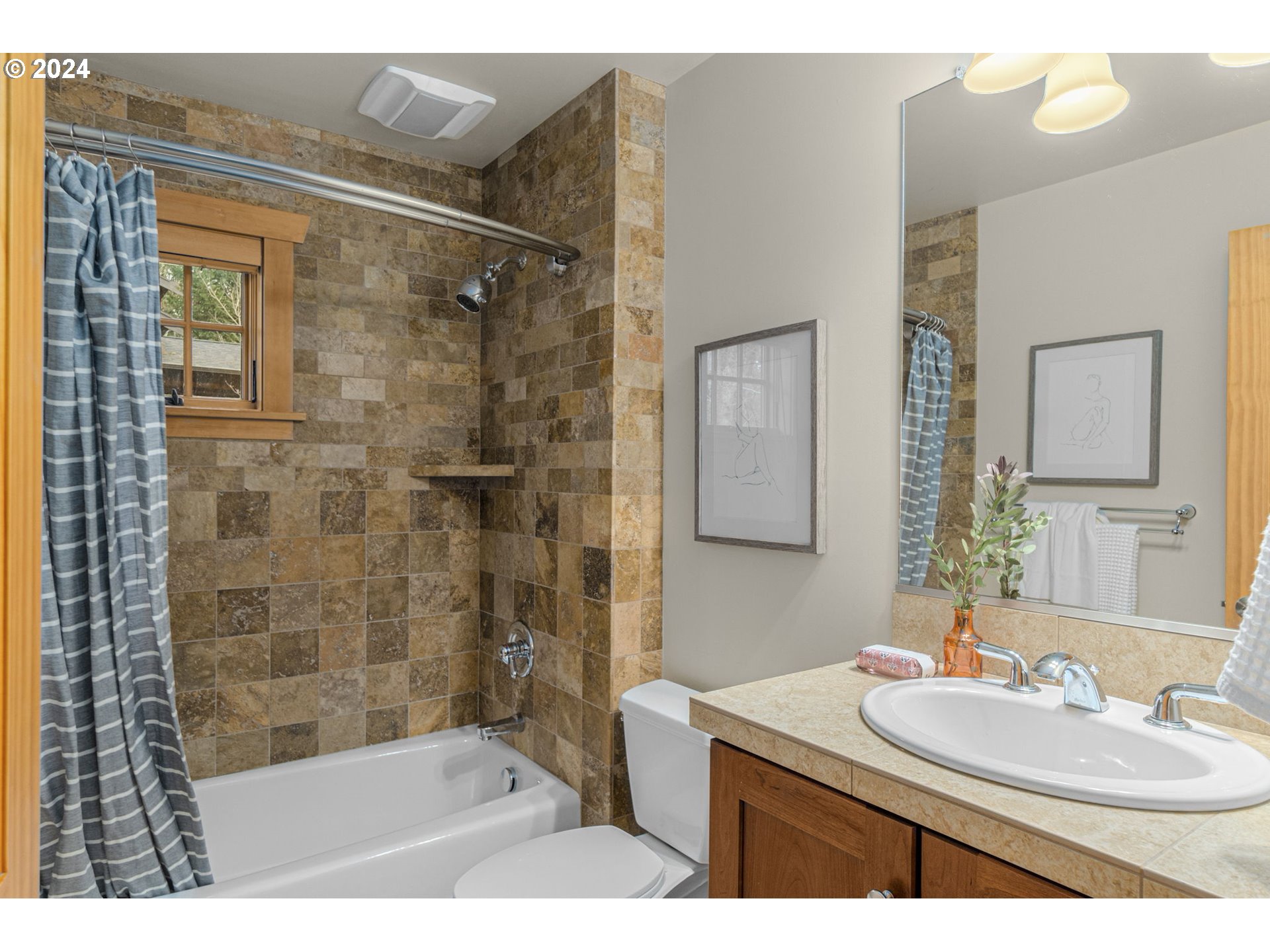 3235 NW SKYLINE BLVD