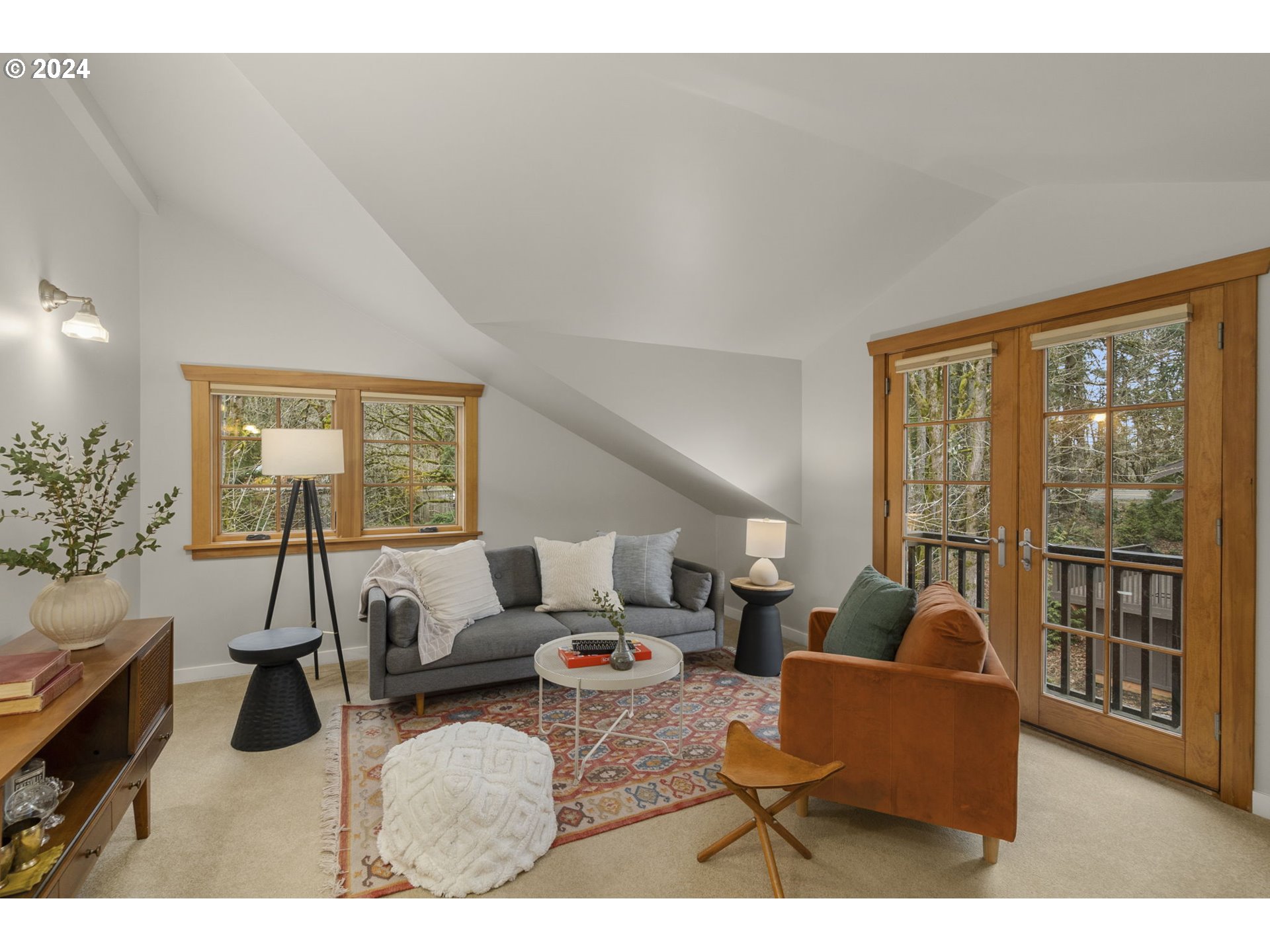 3235 NW SKYLINE BLVD