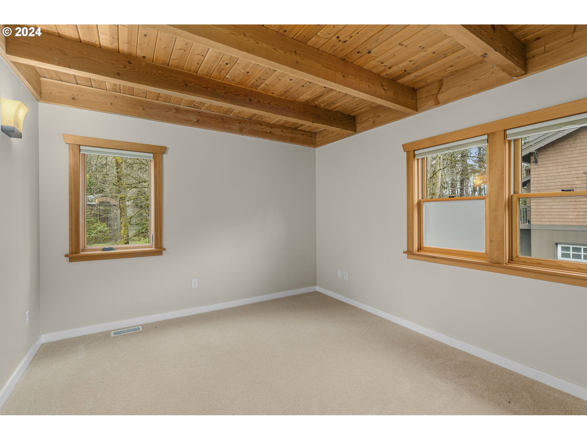 3235 NW SKYLINE BLVD