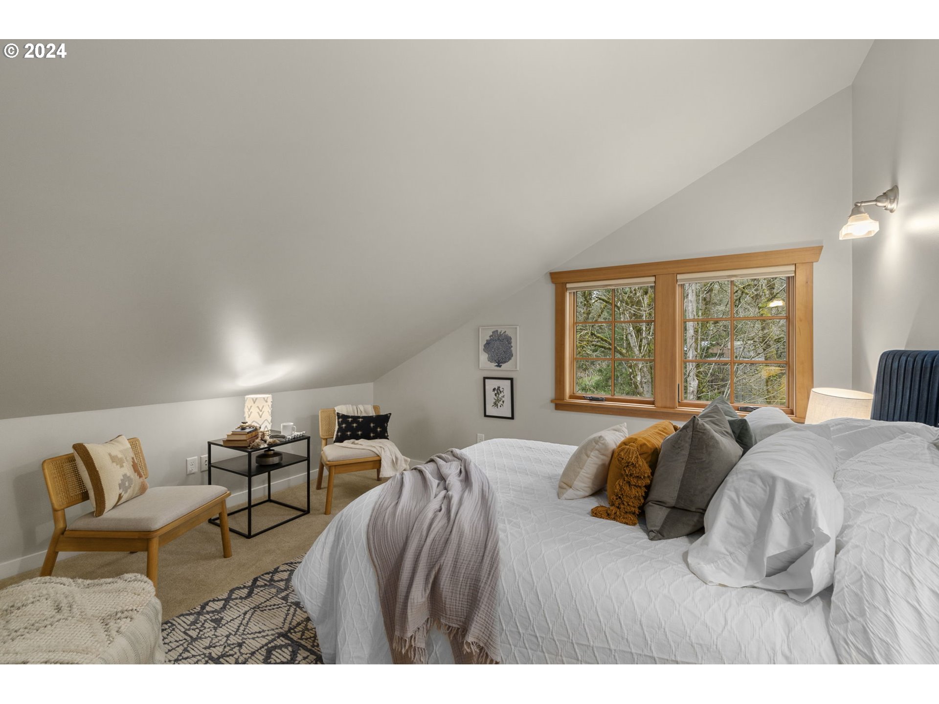 3235 NW SKYLINE BLVD