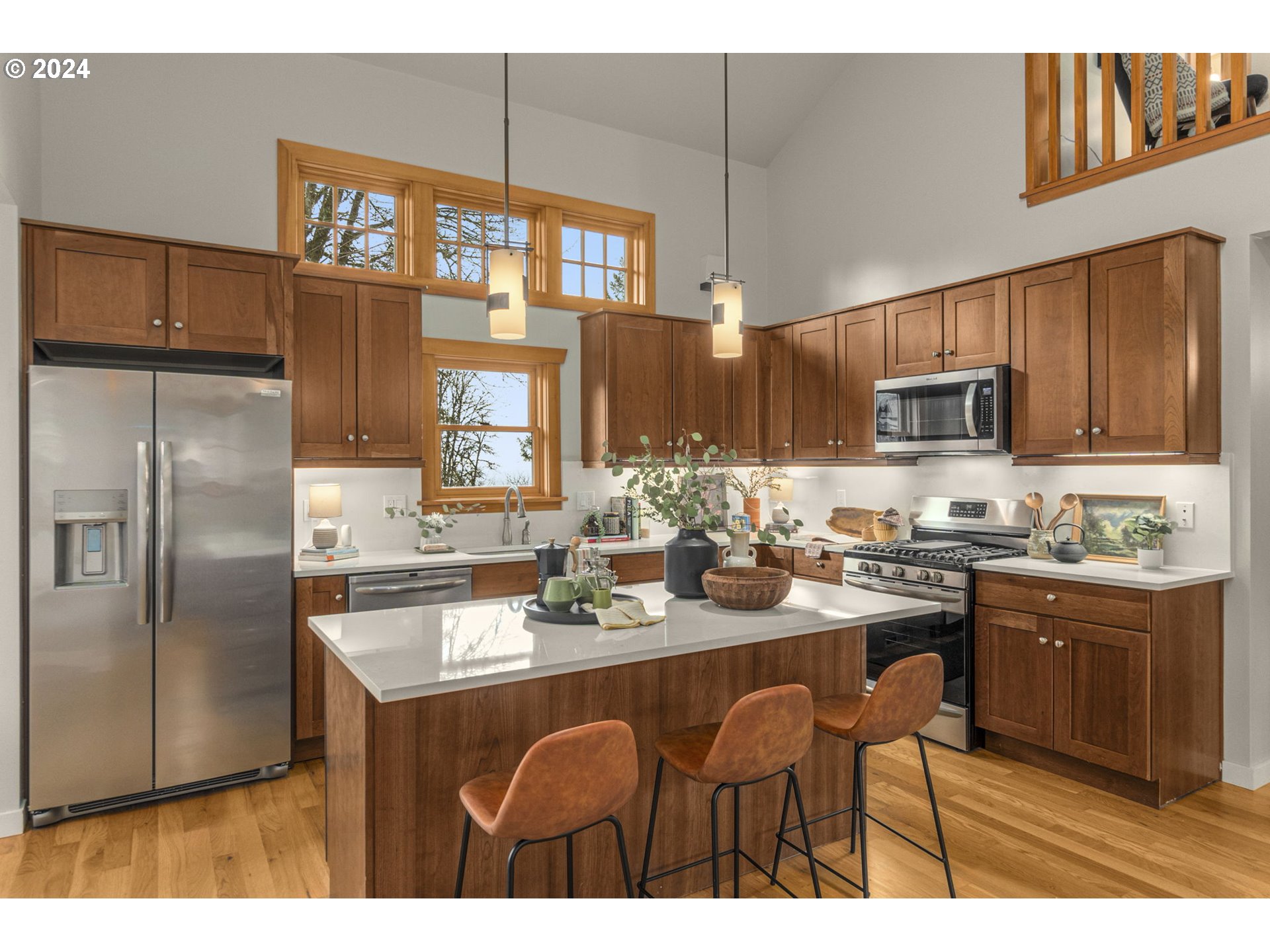 3235 NW SKYLINE BLVD