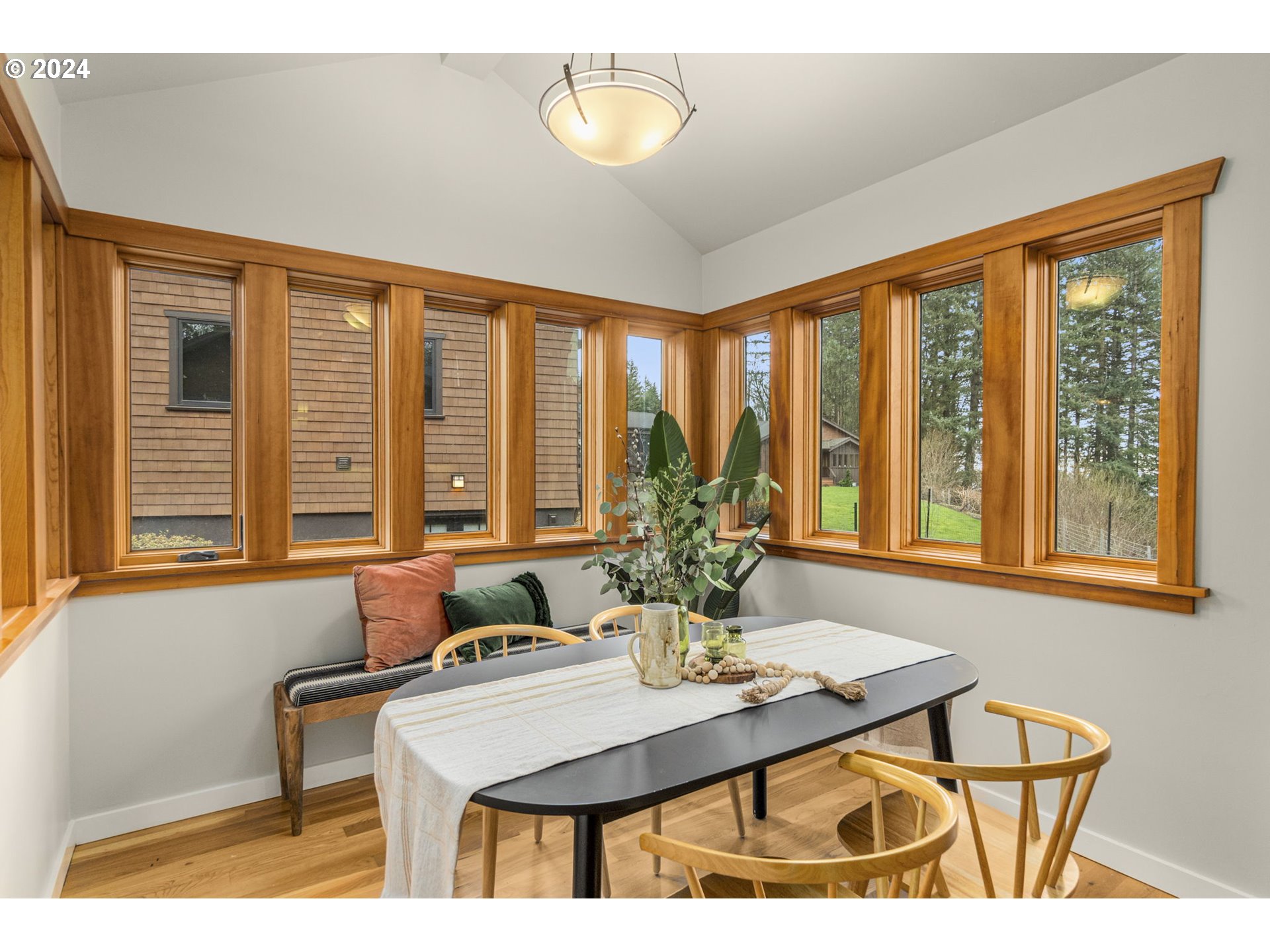 3235 NW SKYLINE BLVD