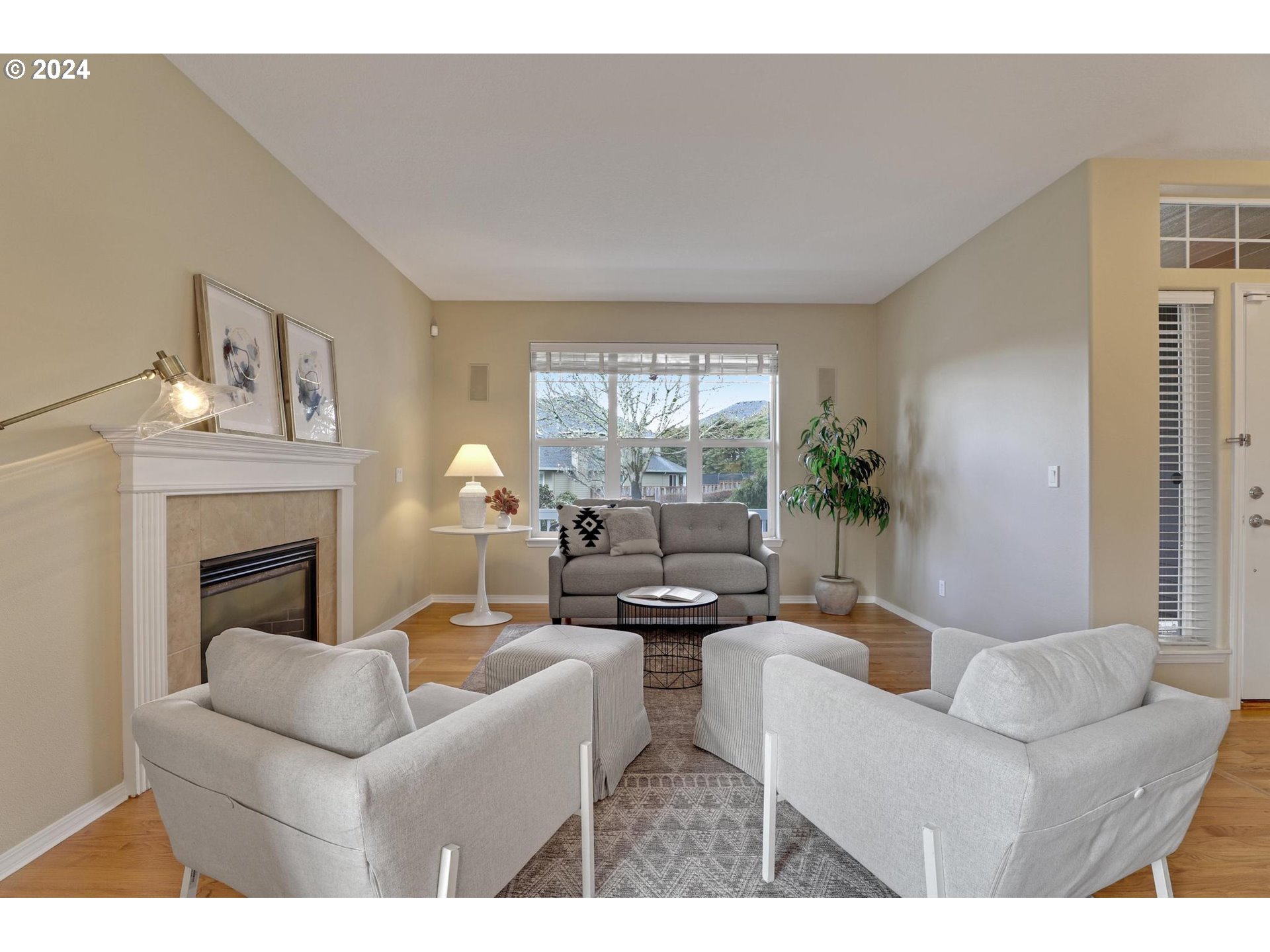 3734 NW LANSBROOK TER