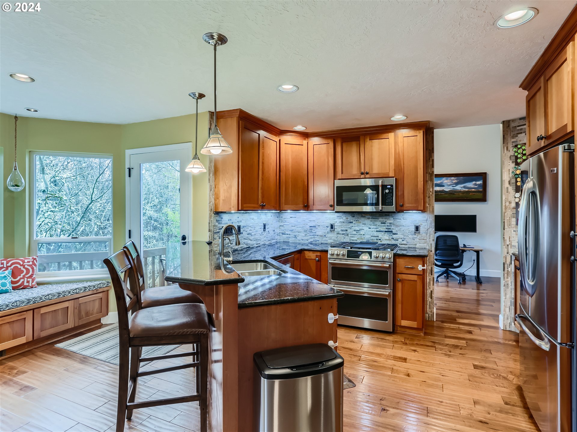 16113 NW RIDGETOP LN