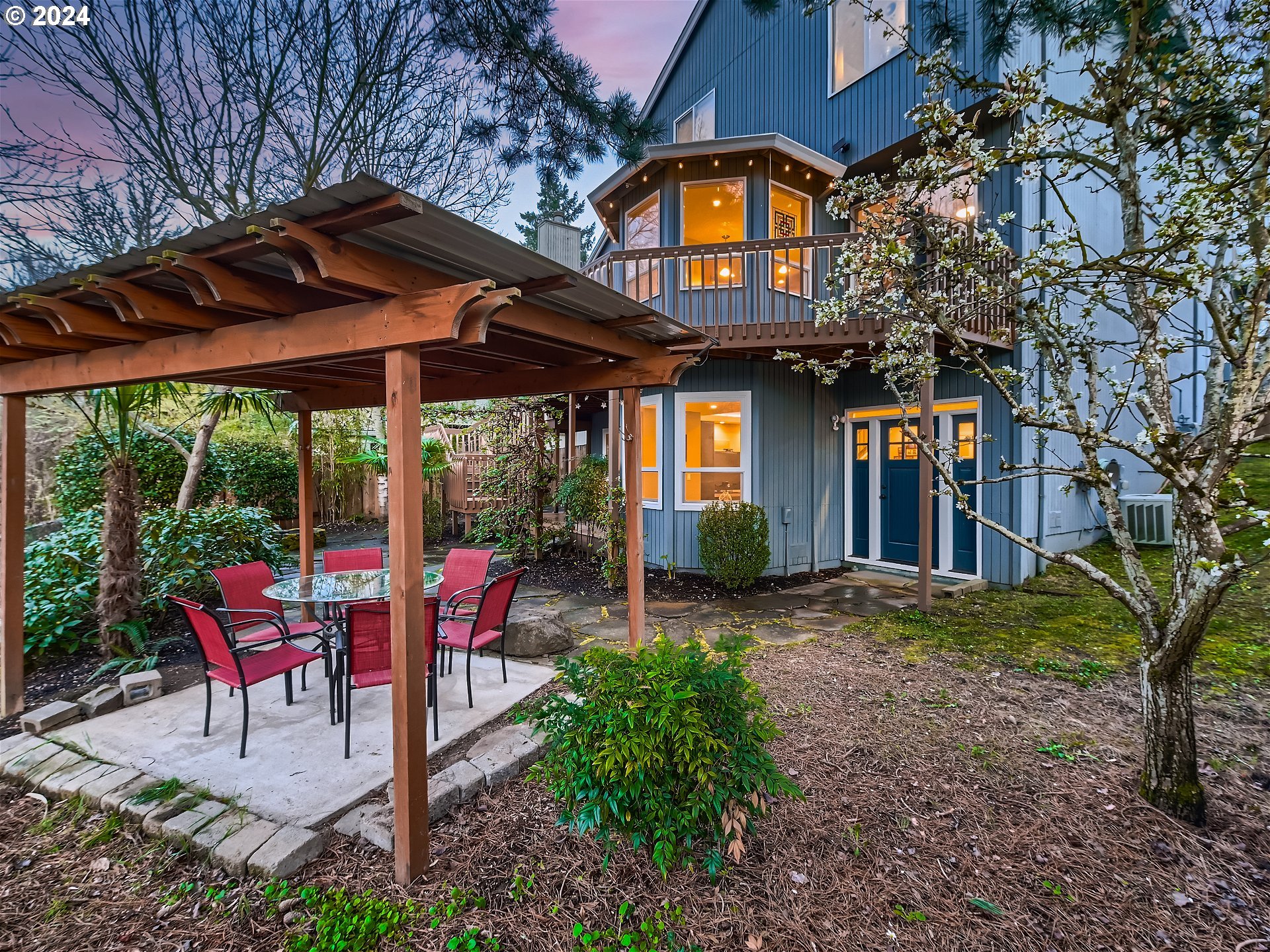 16113 NW RIDGETOP LN