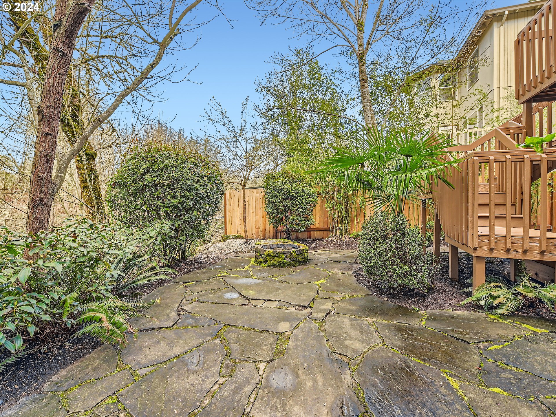 16113 NW RIDGETOP LN