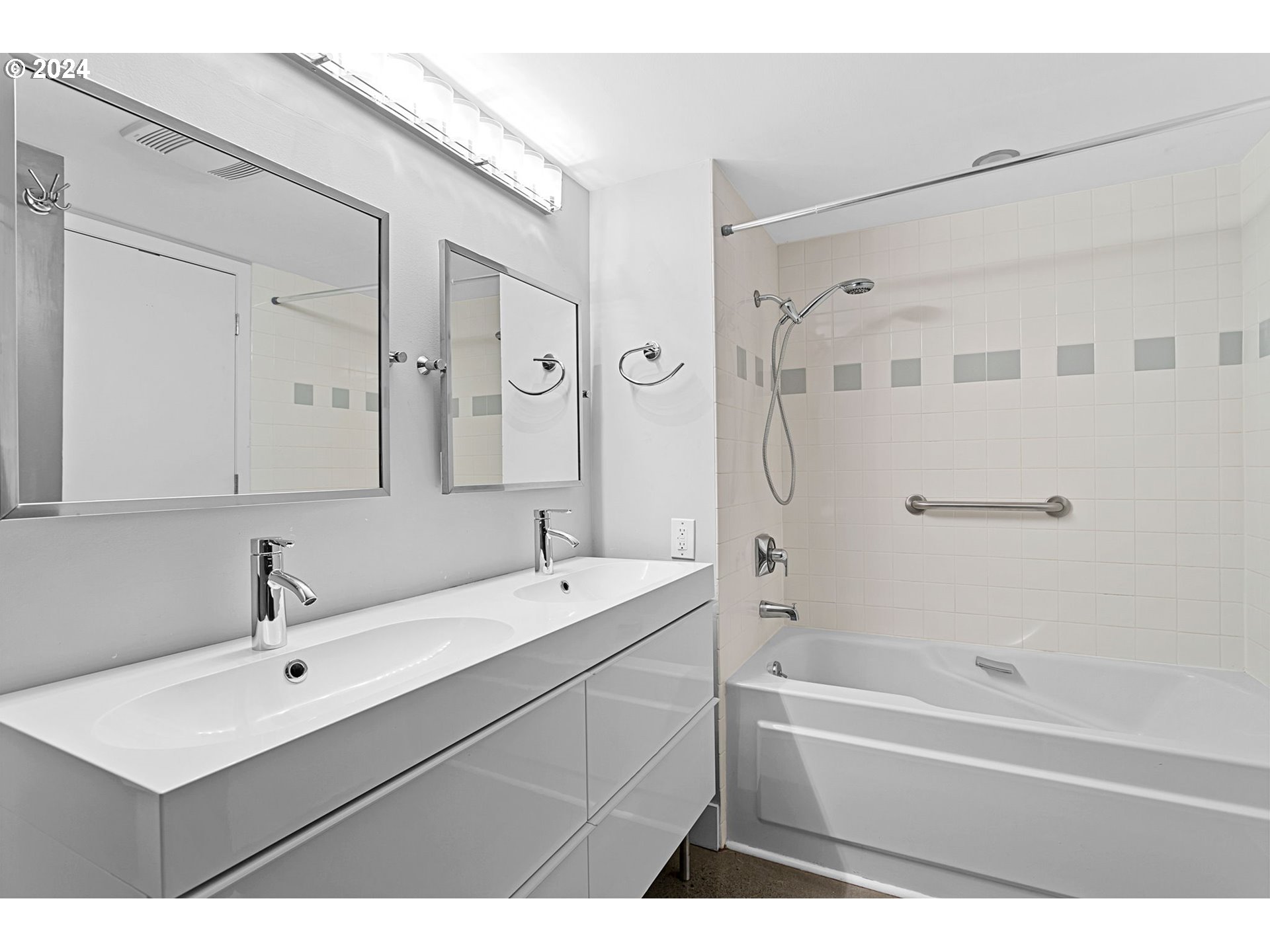 6685 W BURNSIDE RD 344