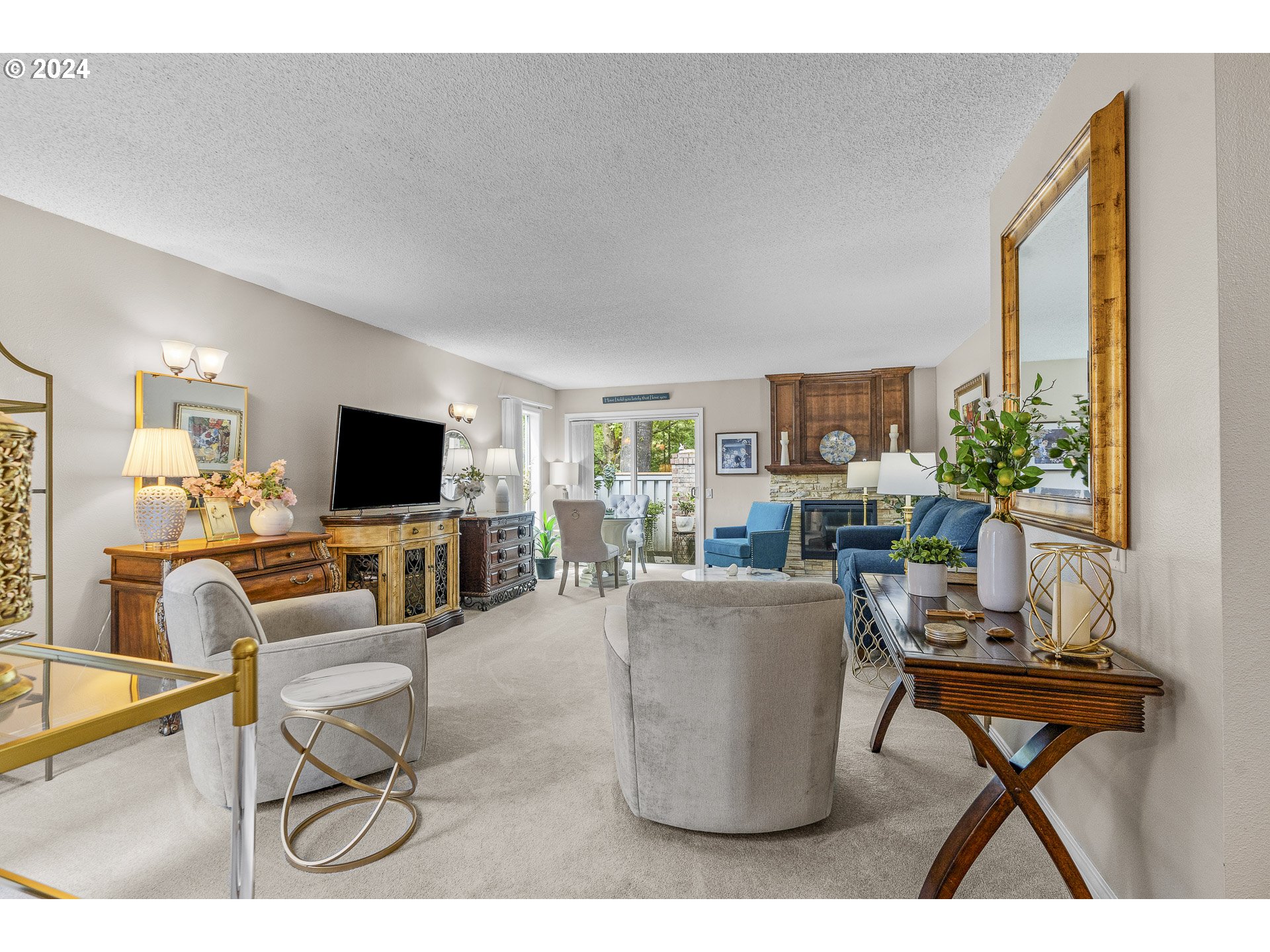 32005 SW CYPRESS PT