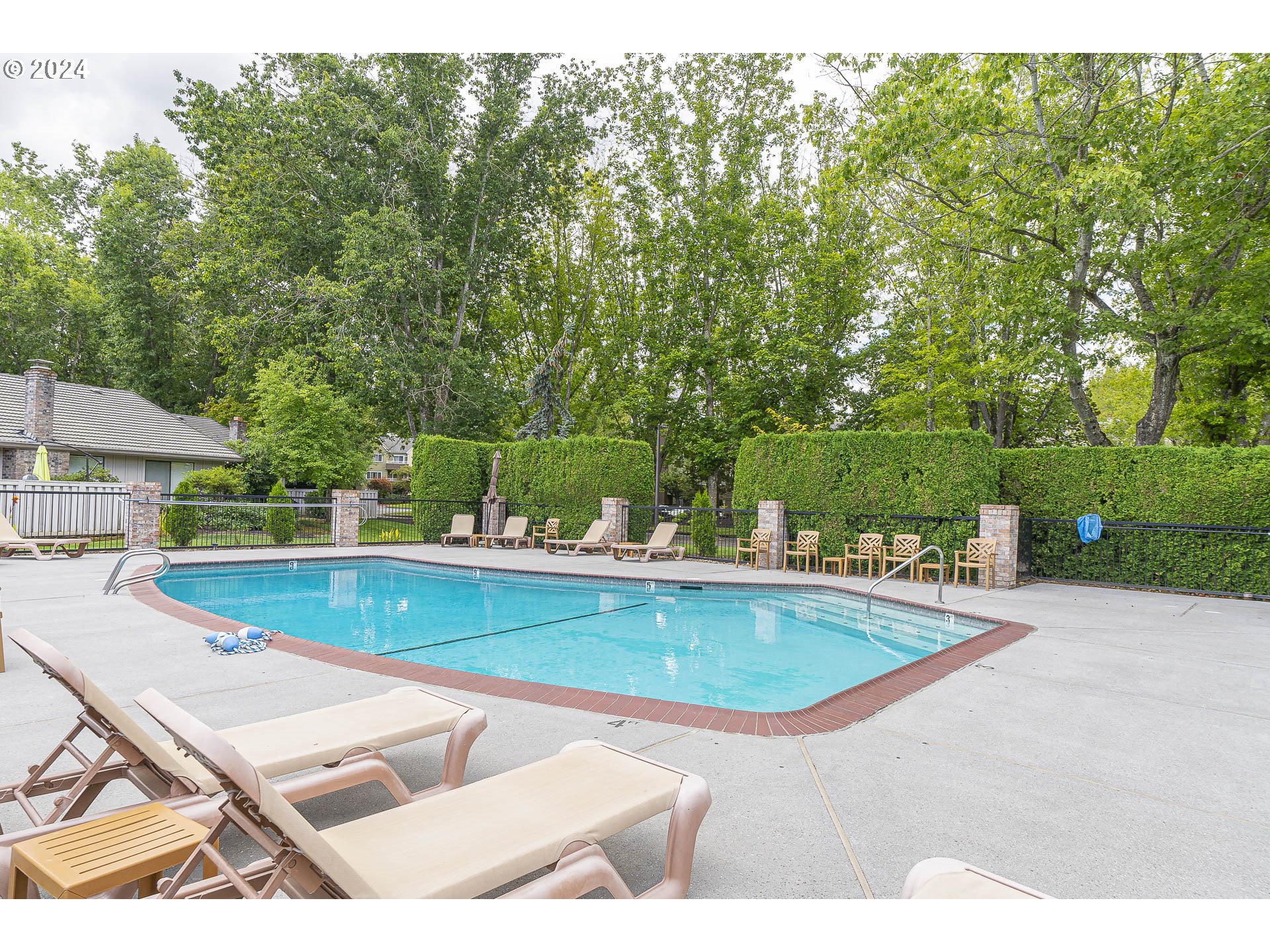 32005 SW CYPRESS PT