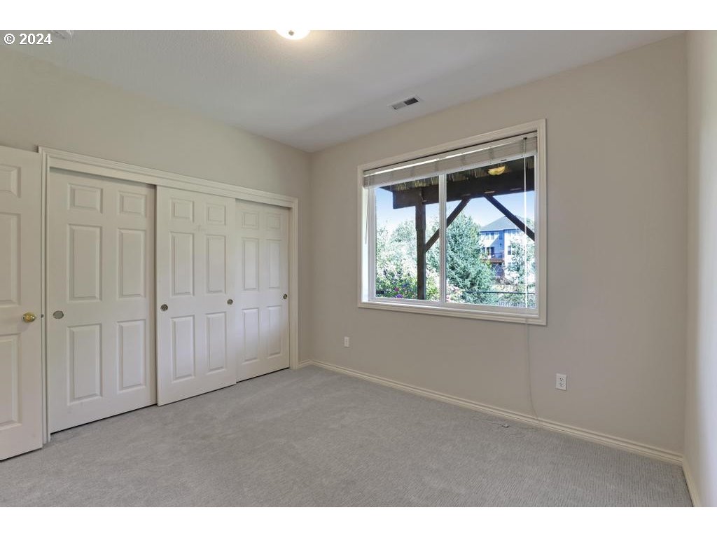 12779 NW LILYWOOD DR