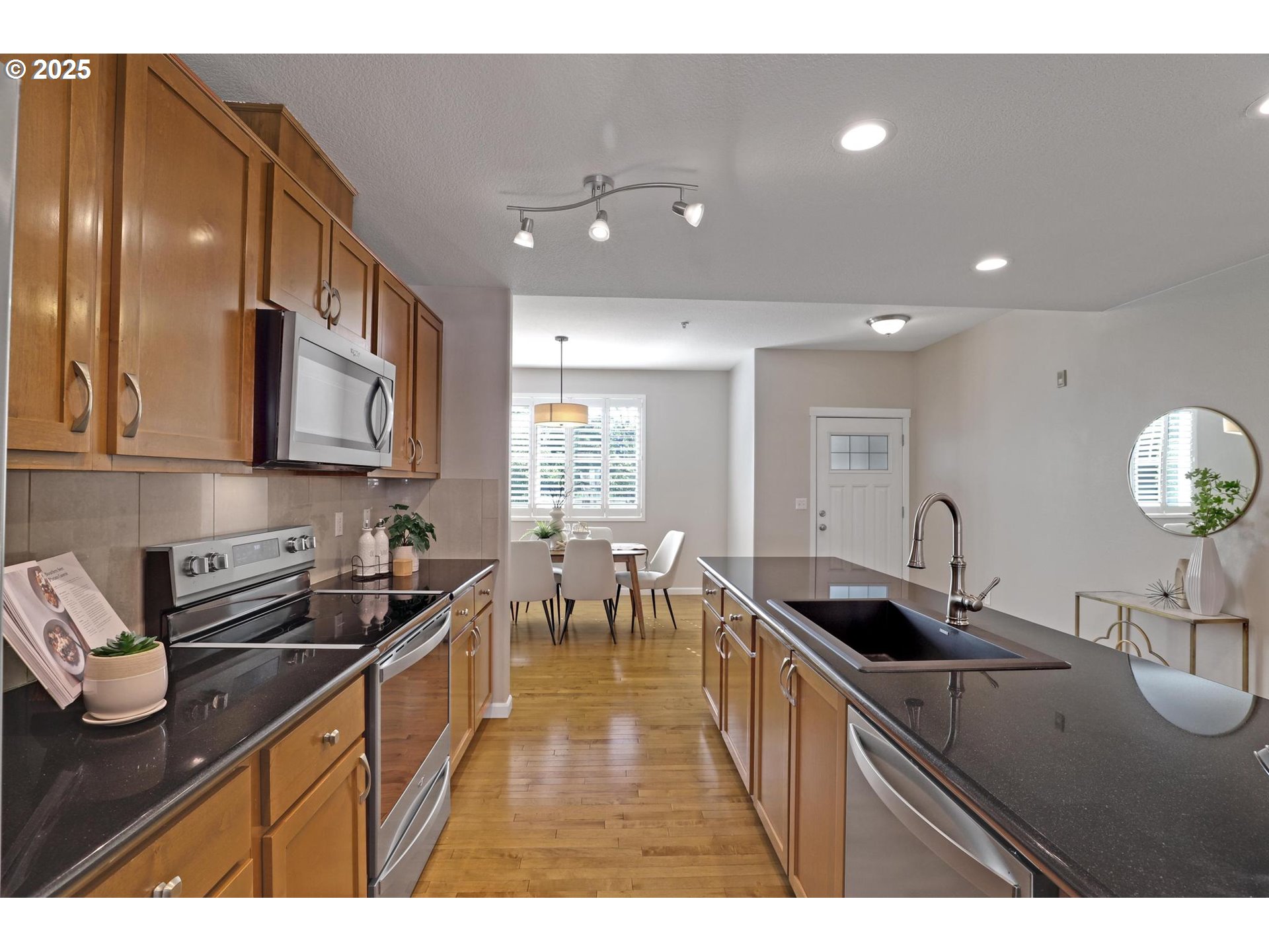 679 NW 118TH AVE 104, Portland Unit: 104