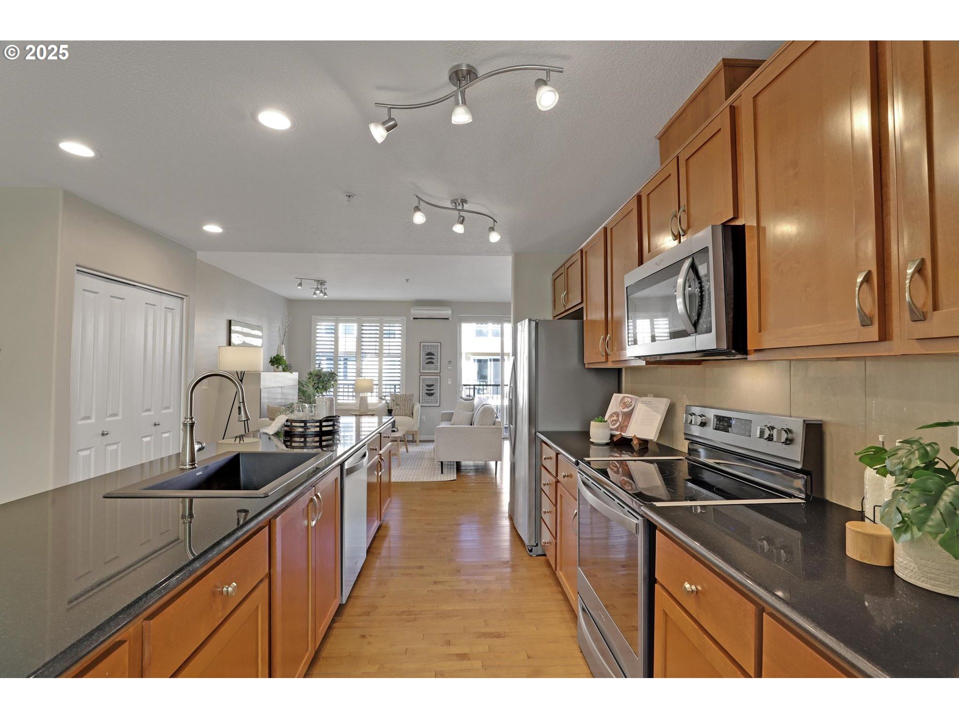 679 NW 118TH AVE 104, Portland Unit: 104