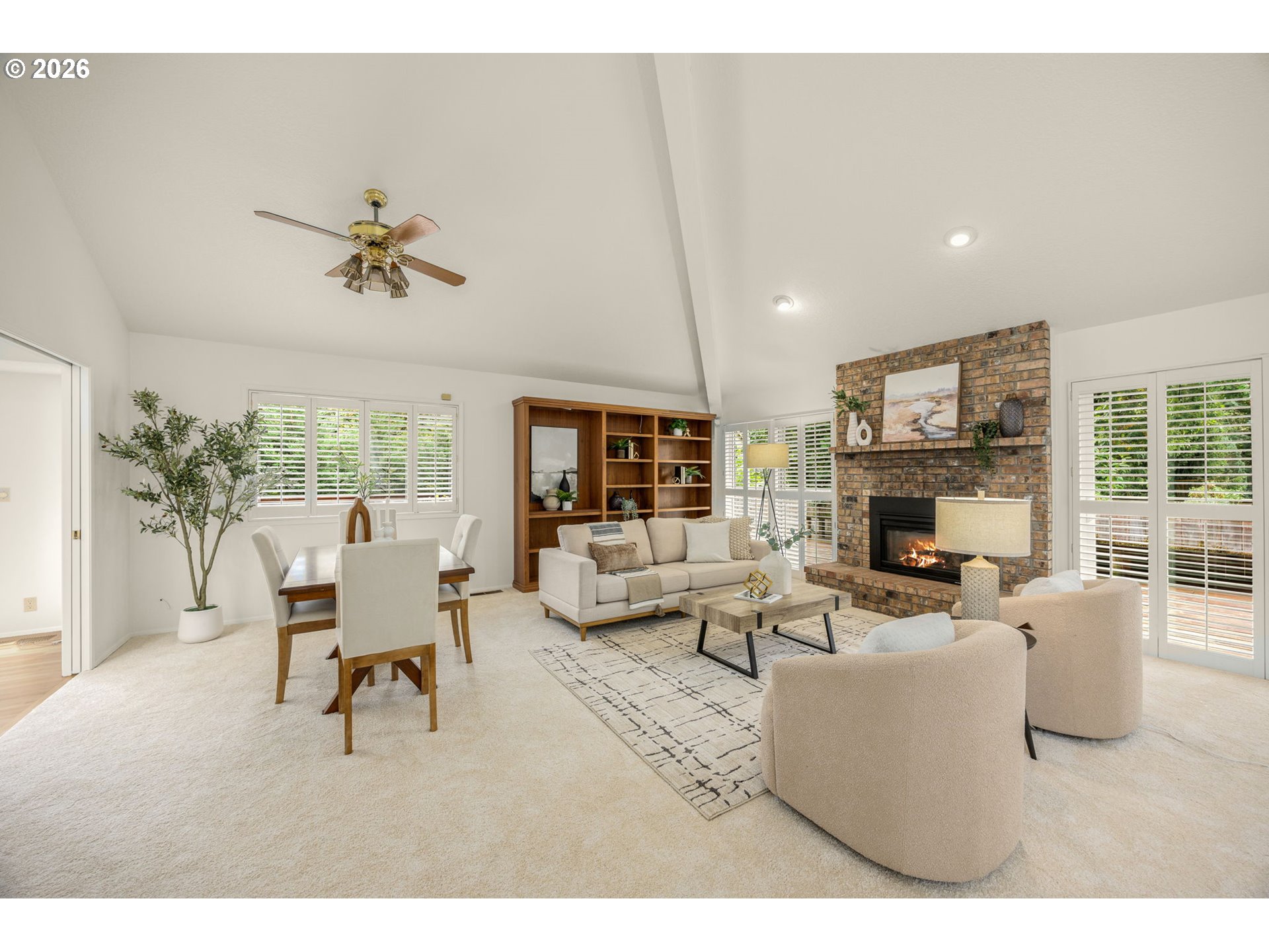503 SW COLONY DR