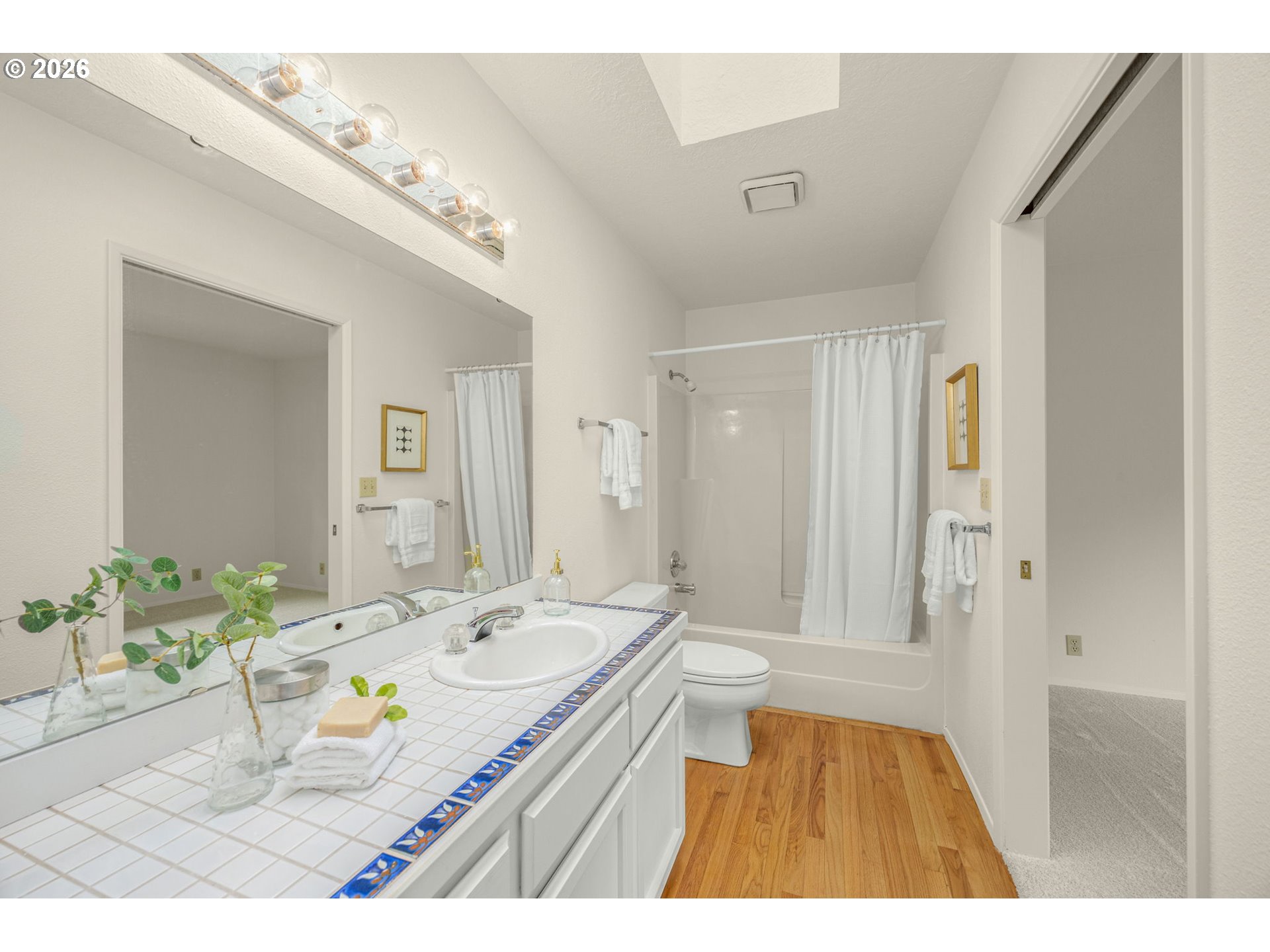 503 SW COLONY DR