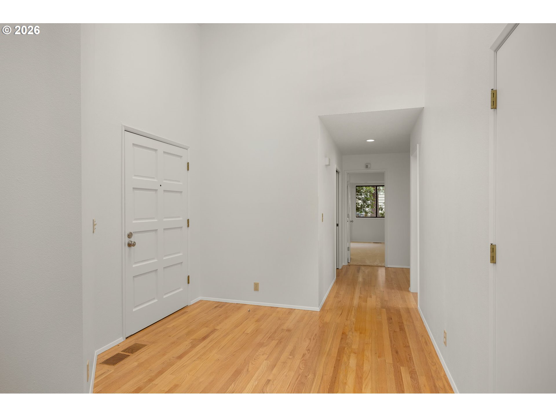 503 SW COLONY DR