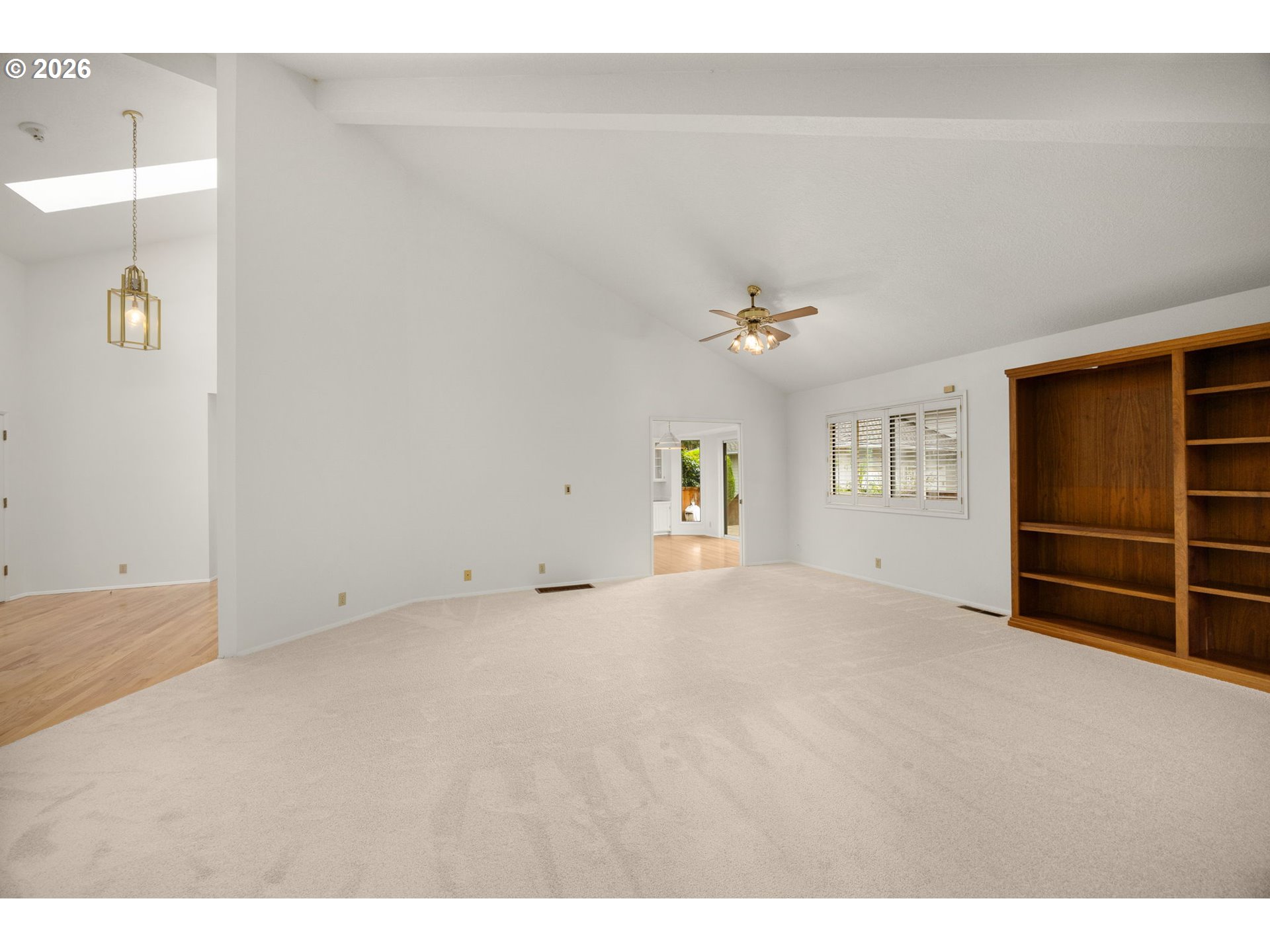 503 SW COLONY DR