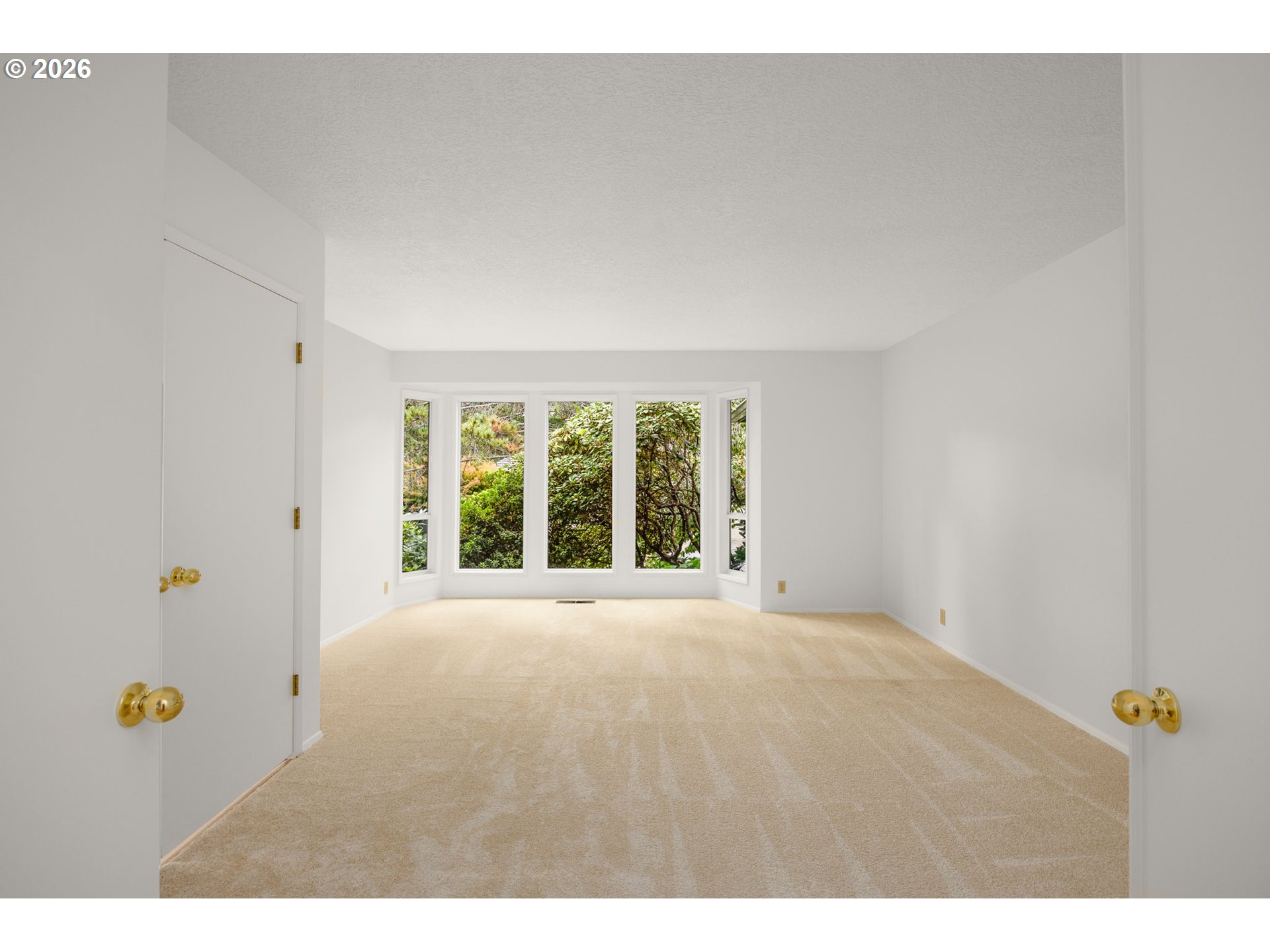 503 SW COLONY DR