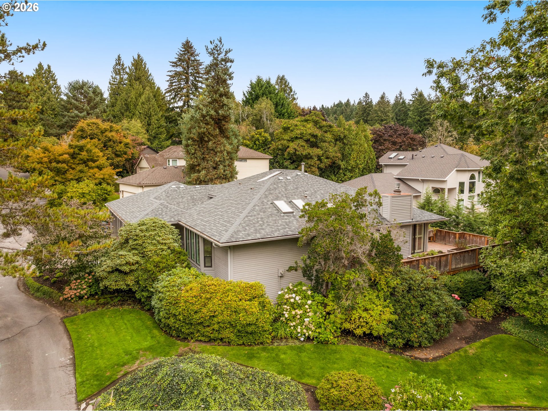 503 SW COLONY DR