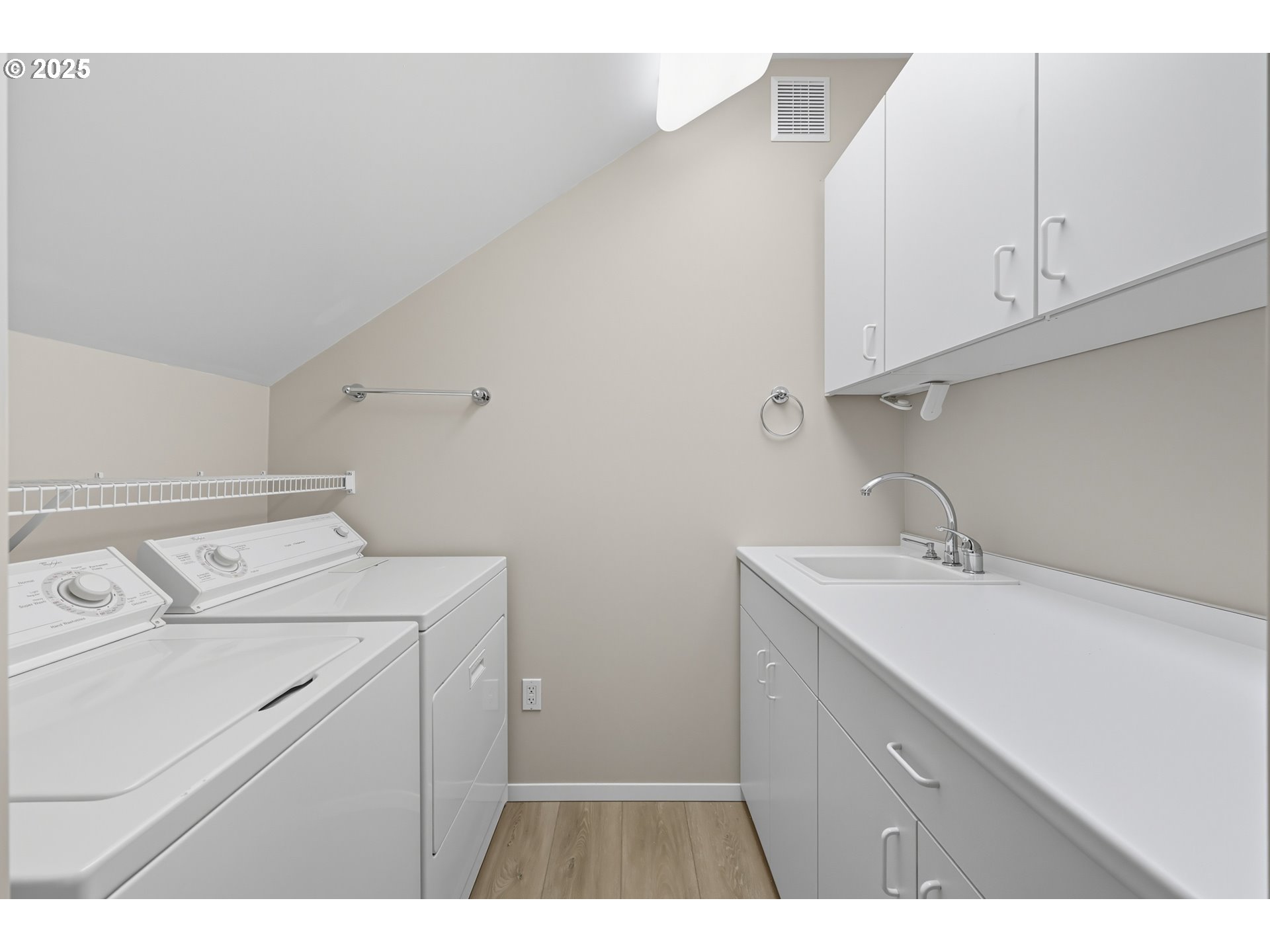 6645 W BURNSIDE ST 551