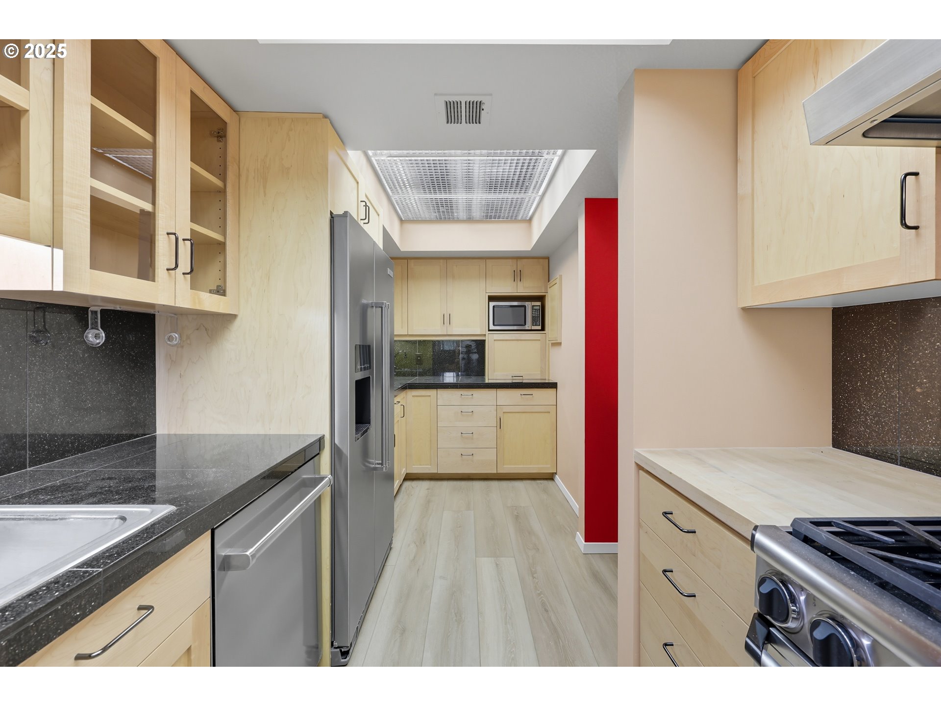 6645 W BURNSIDE ST 551