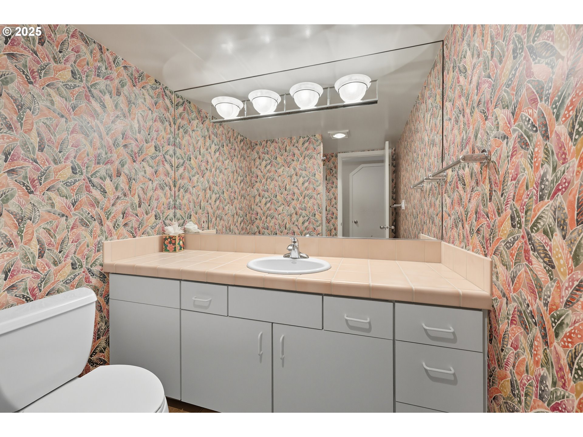 6645 W BURNSIDE ST 551