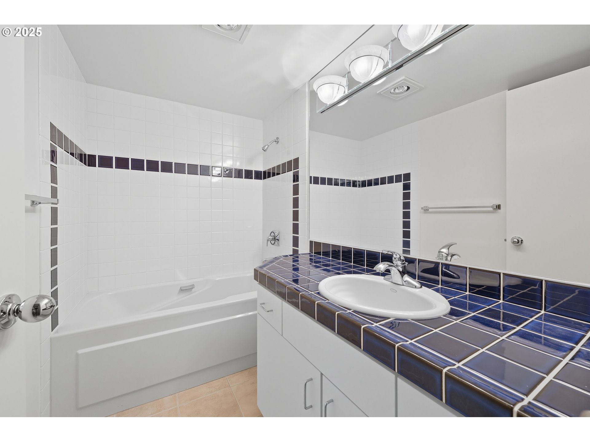 6645 W BURNSIDE ST 551