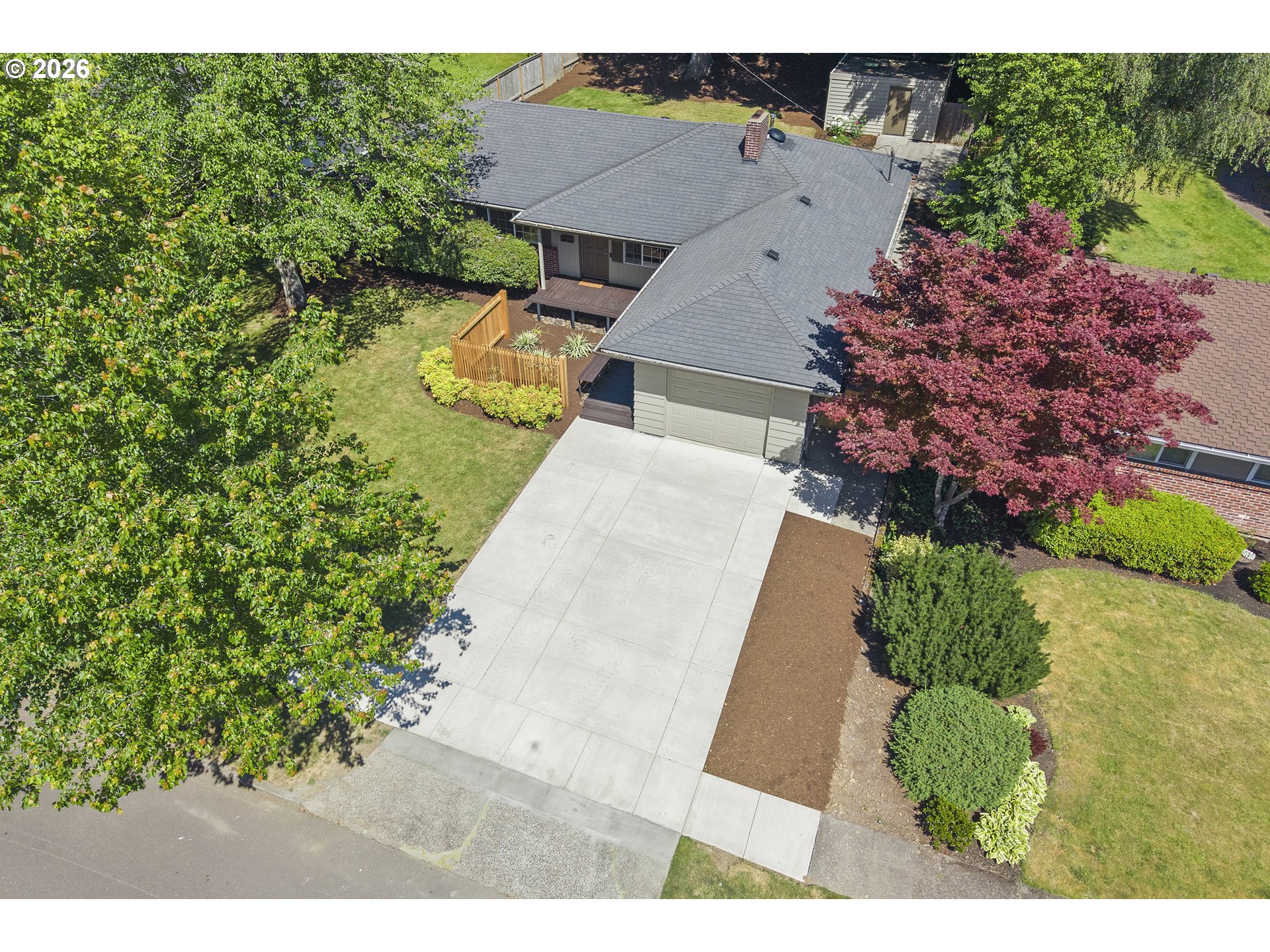 2140 SW KNOLLCREST DR