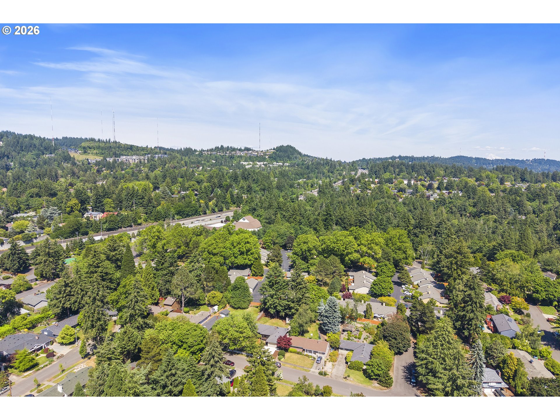 2140 SW KNOLLCREST DR