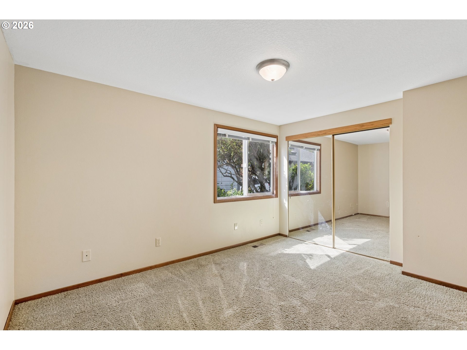 9350 SW JULIA PL
