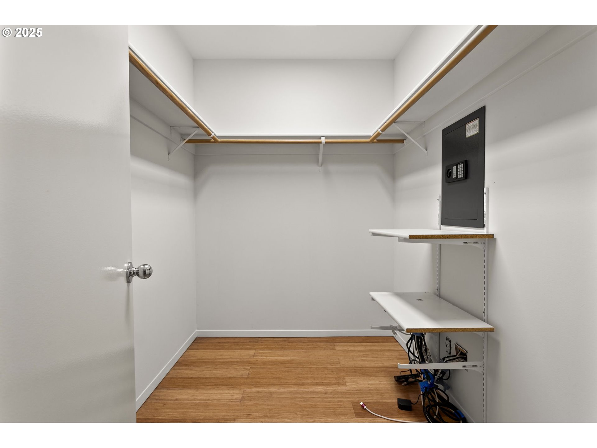 6685 W BURNSIDE ST 310