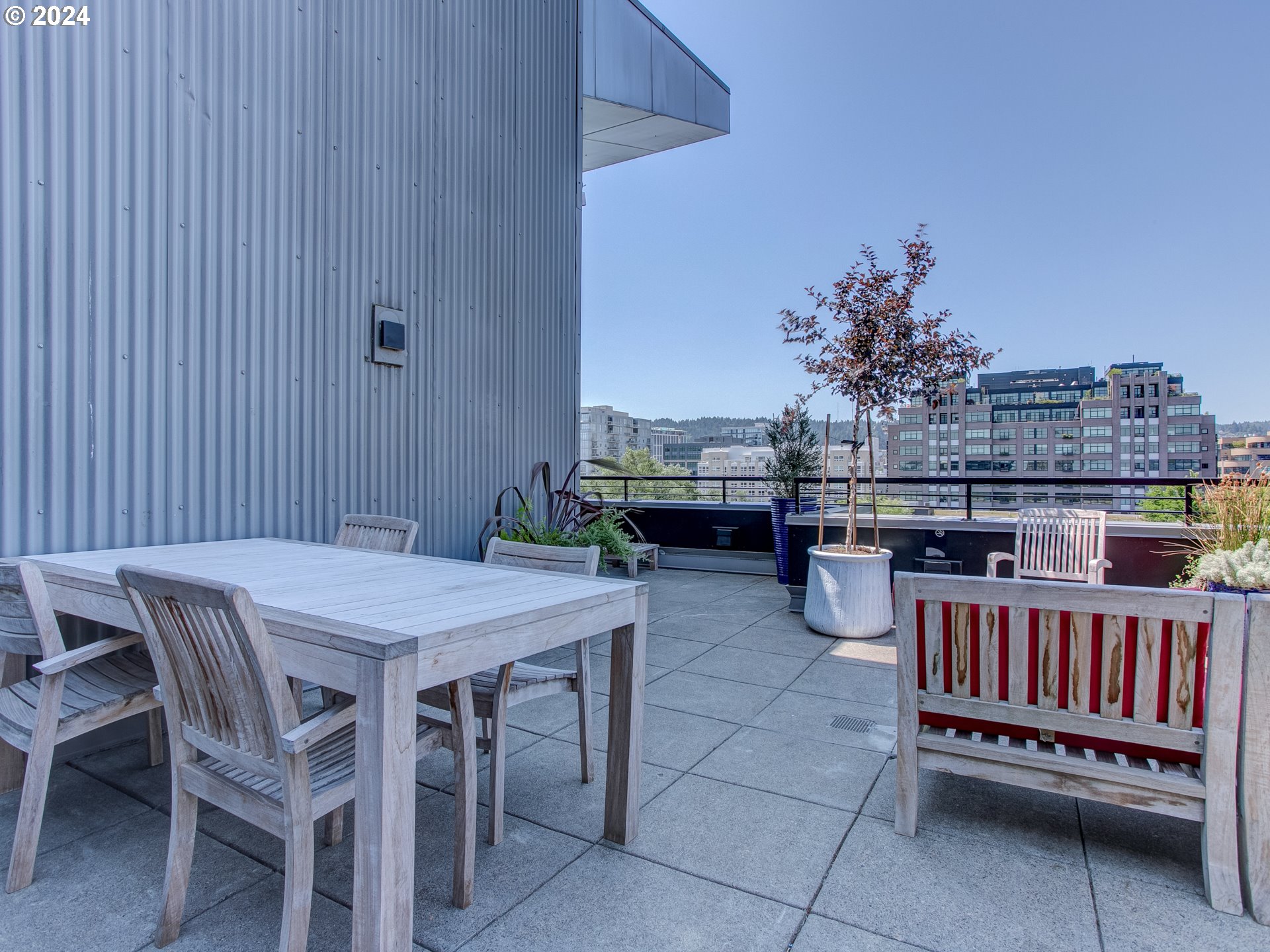 300 NW 8TH AVE 604