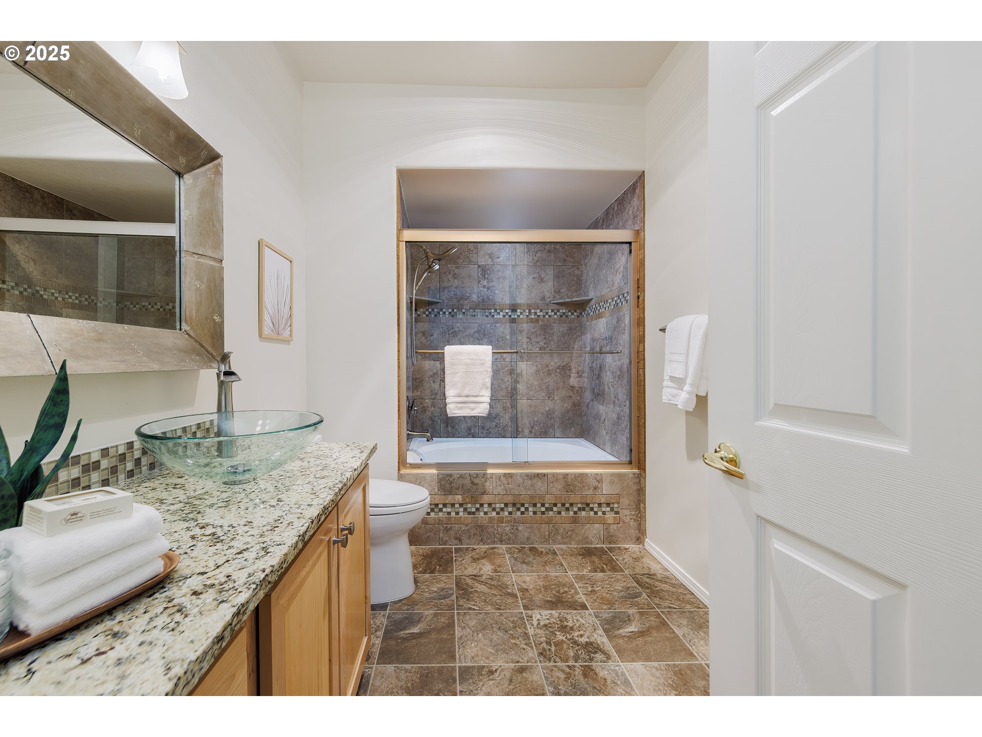 1110 NE 63RD WAY 2003