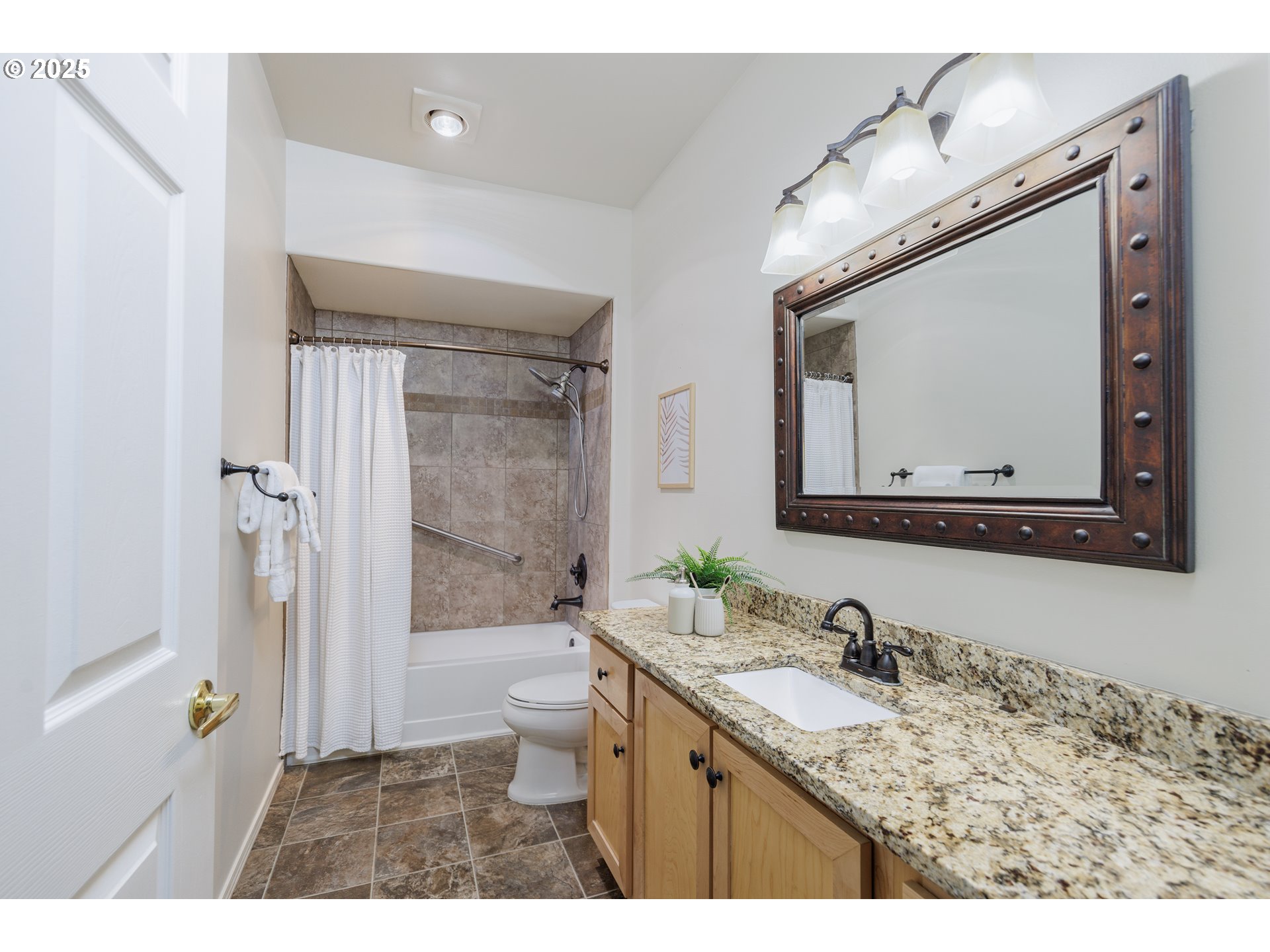 1110 NE 63RD WAY 2003