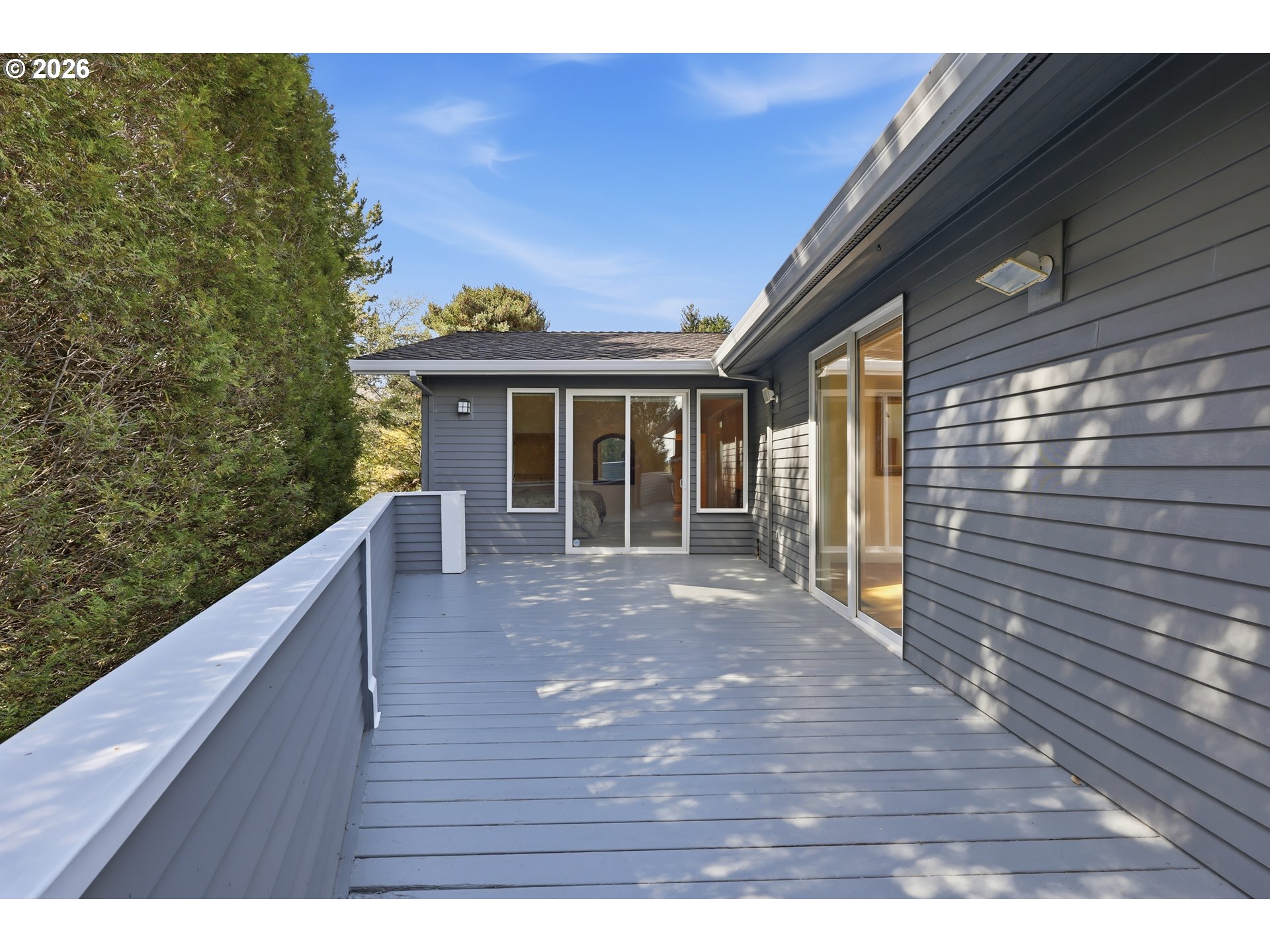 1611 SW DICKINSON LN