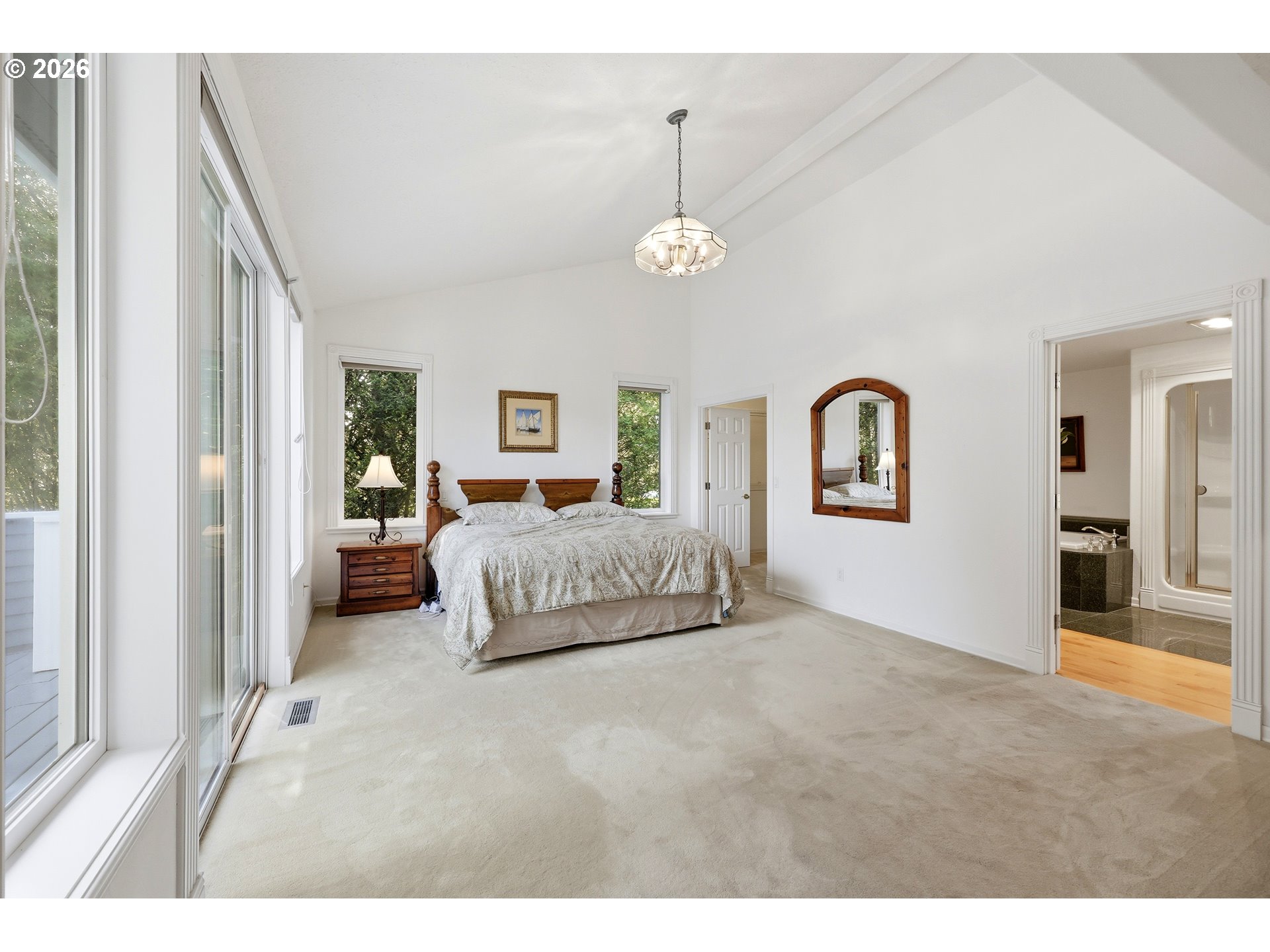 1611 SW DICKINSON LN