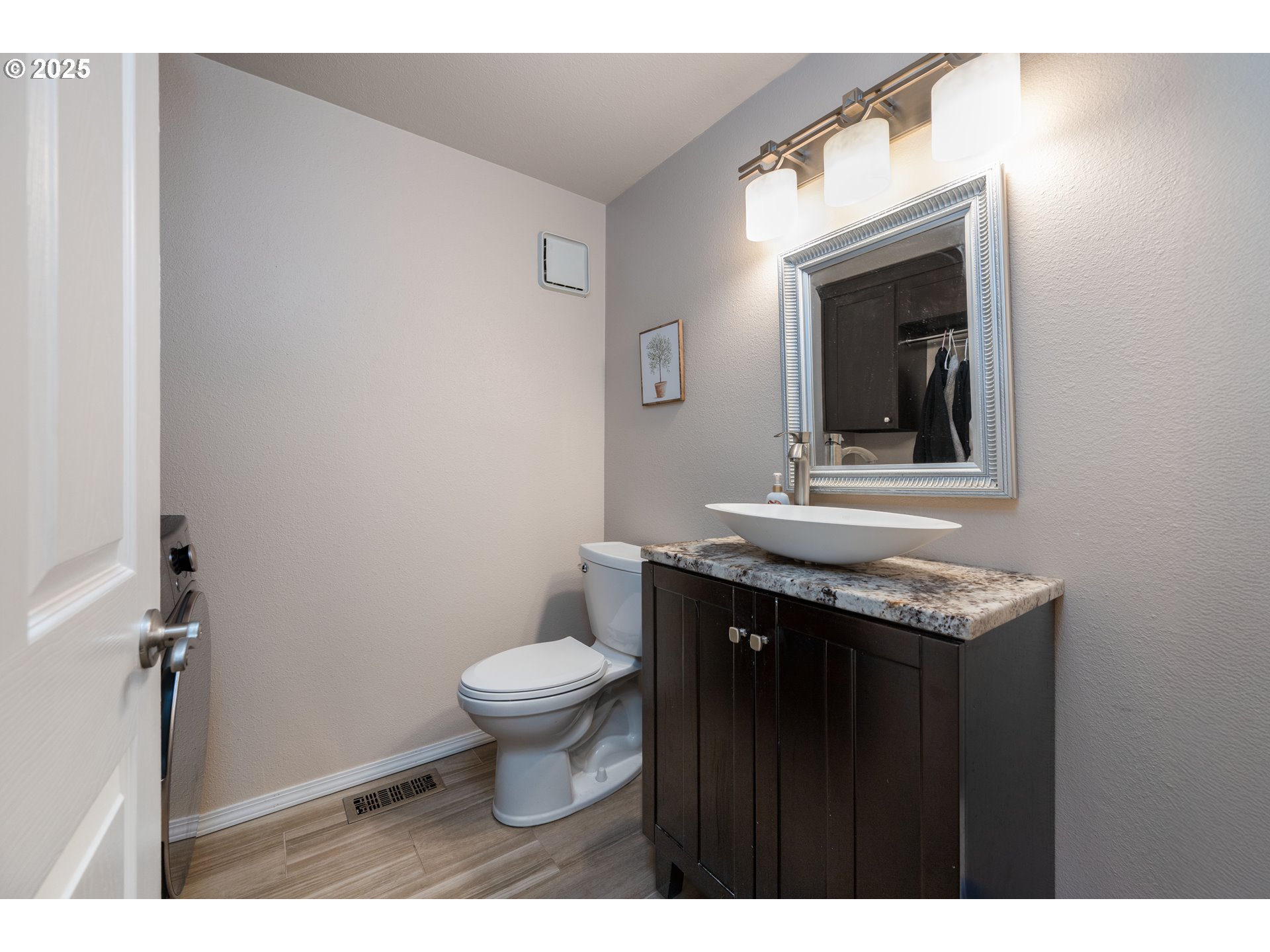 1412 SW CHASTAIN AVE