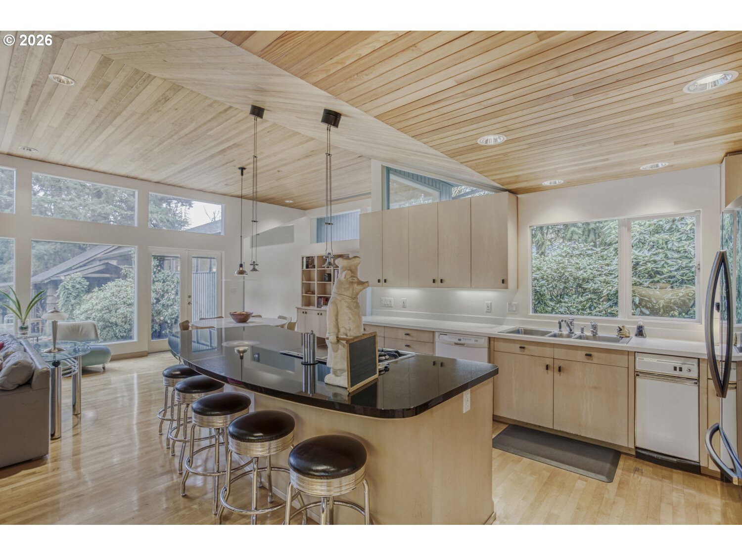 1000 FOREST MEADOWS WAY