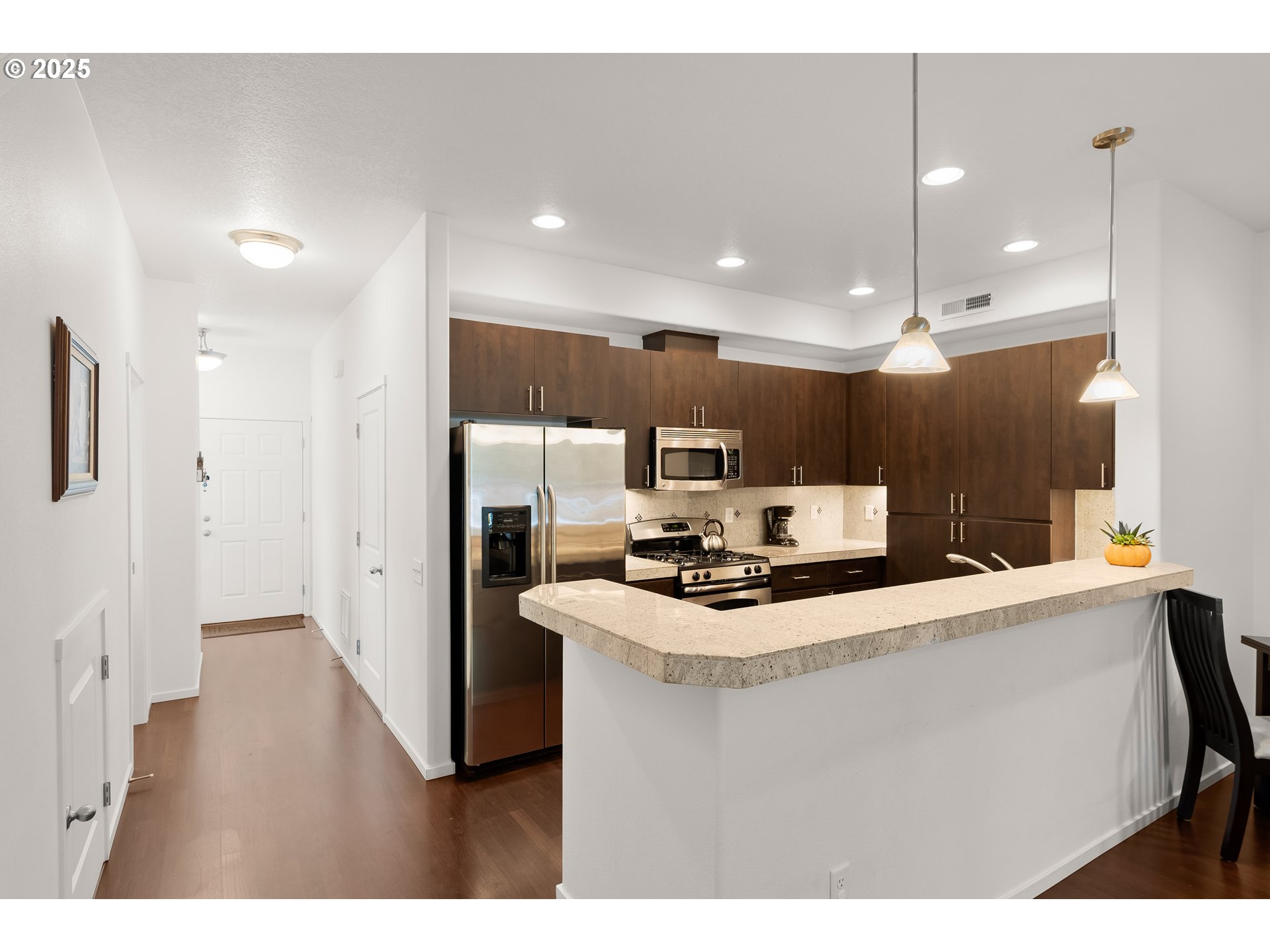 2102 NE REDELFS WAY, Beaverton