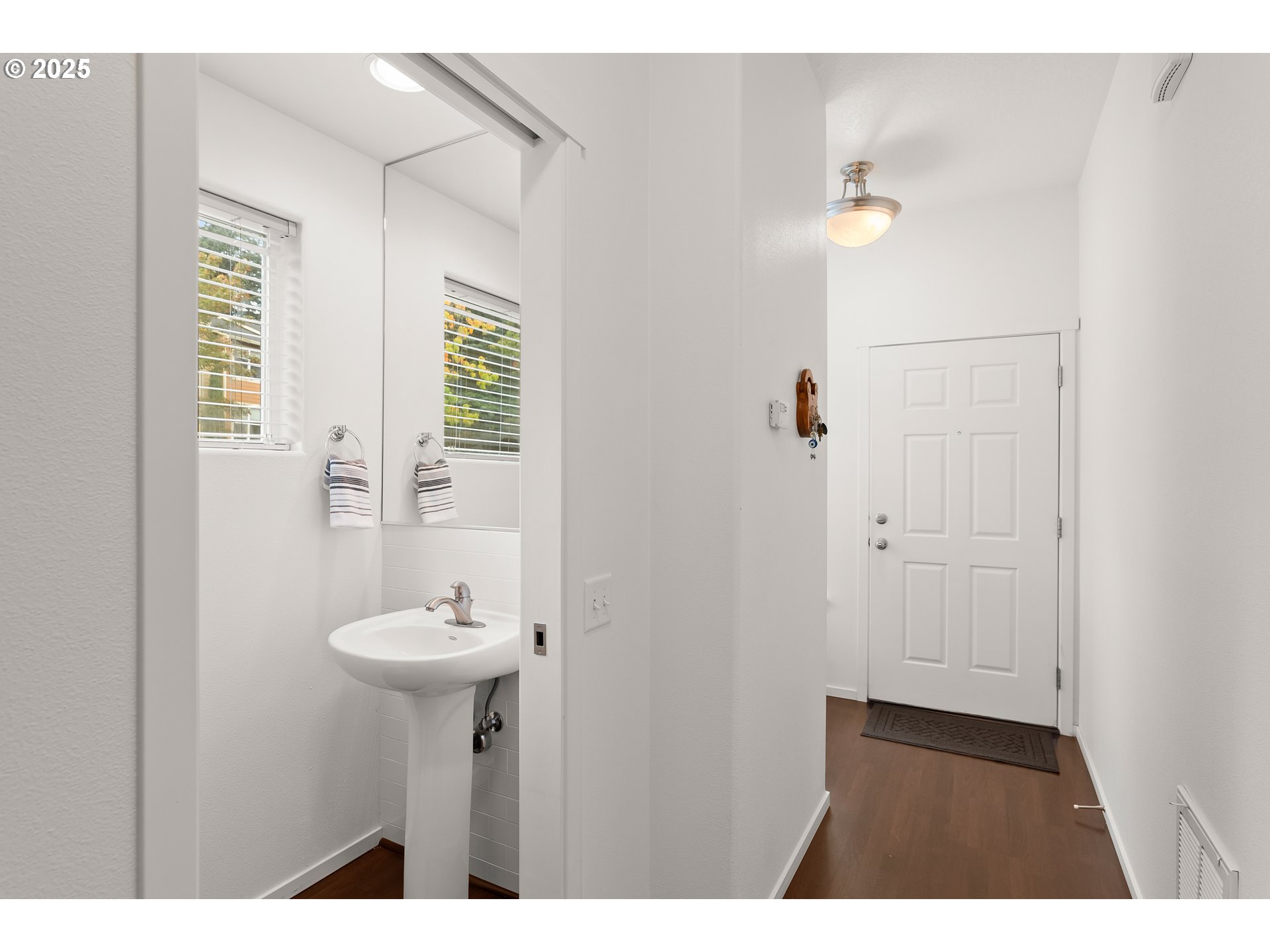 2102 NE REDELFS WAY, Beaverton