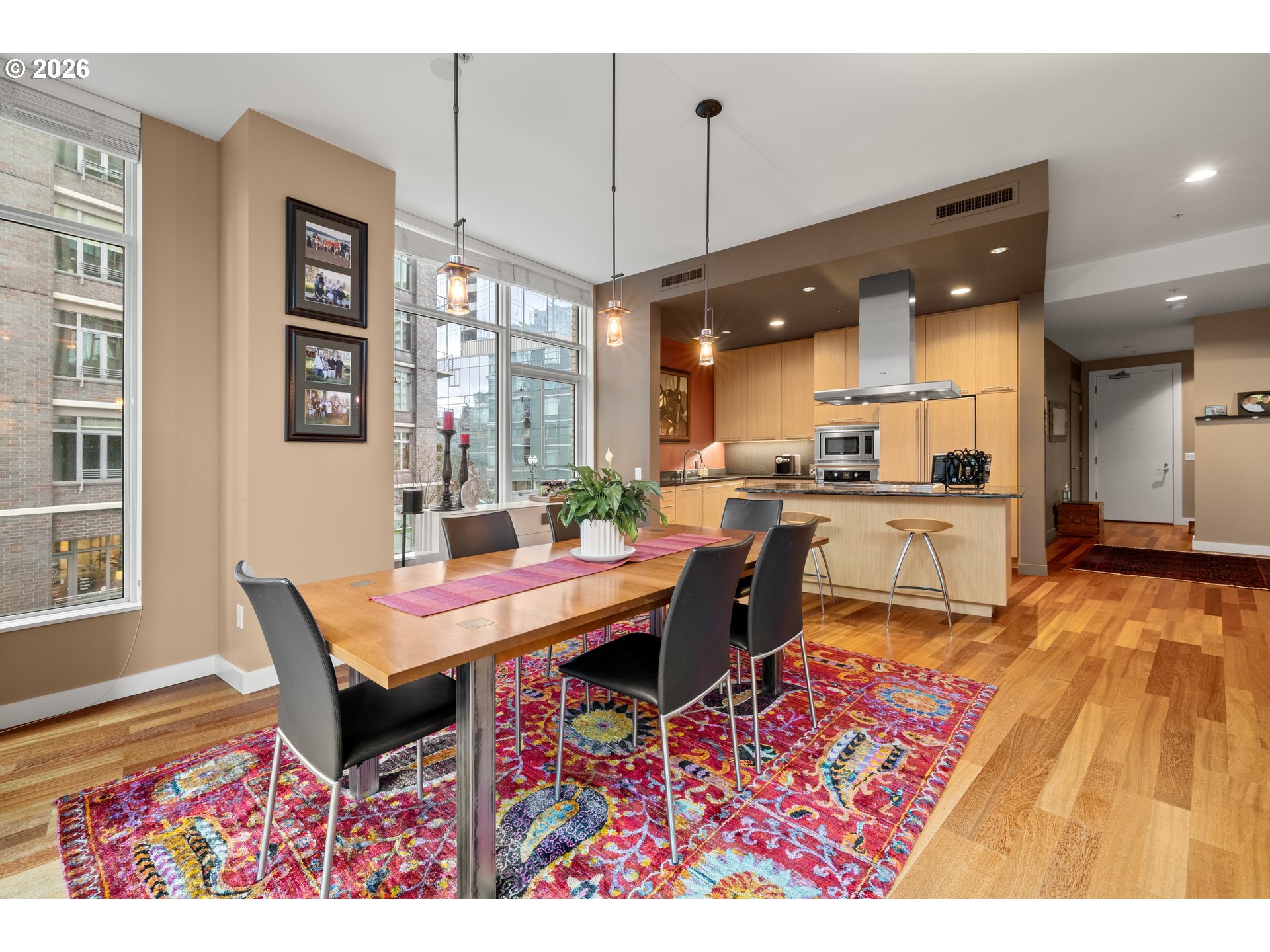 949 NW OVERTON ST 301