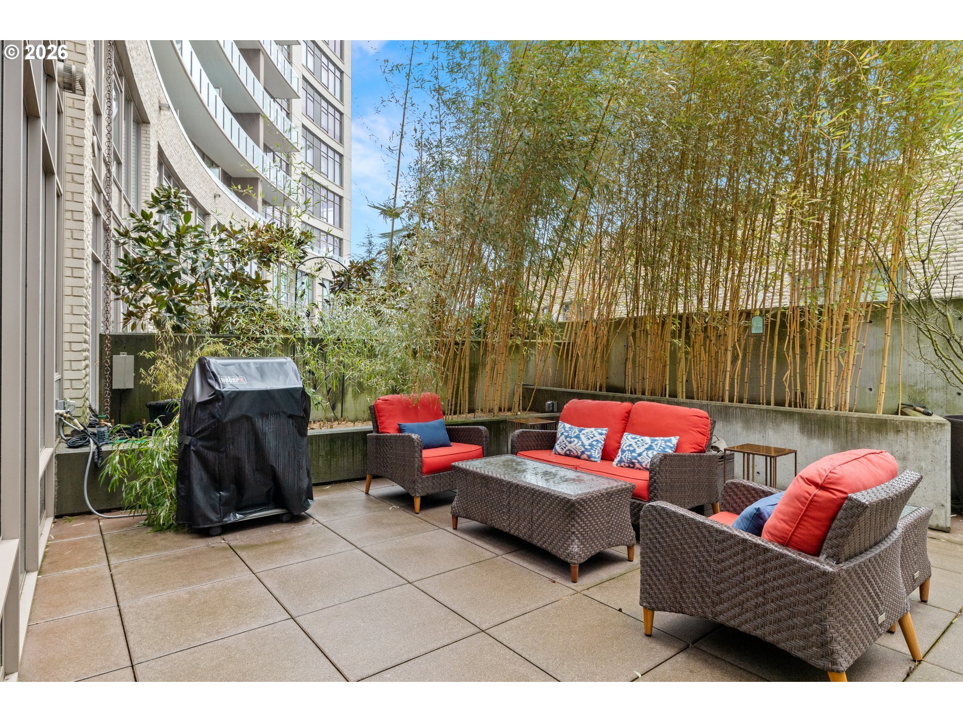 949 NW OVERTON ST 301