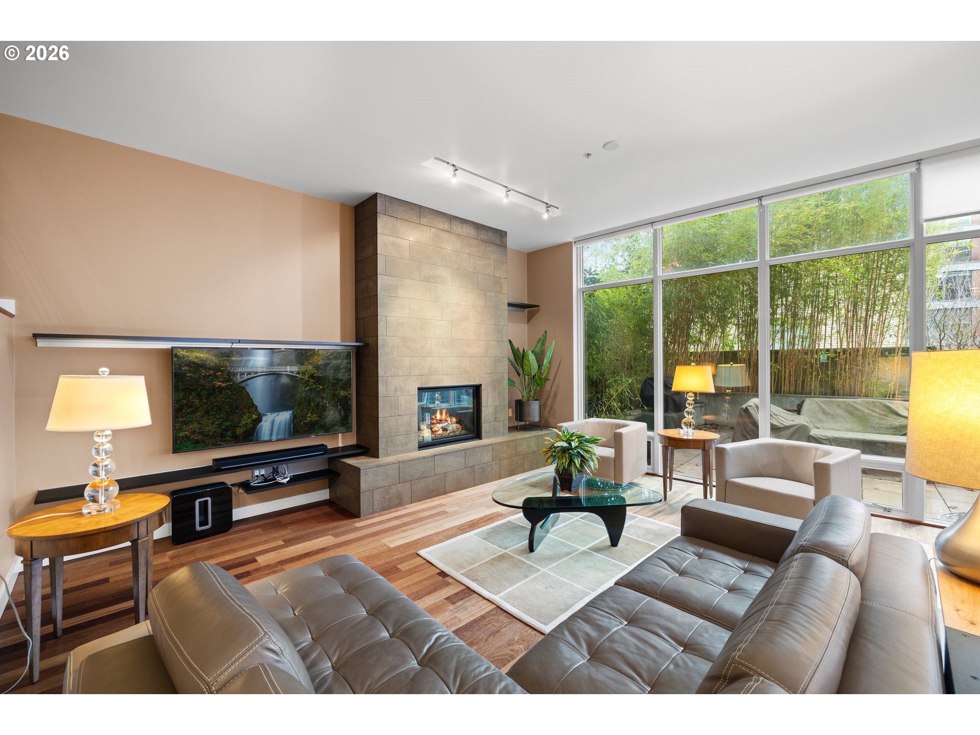 949 NW OVERTON ST 301