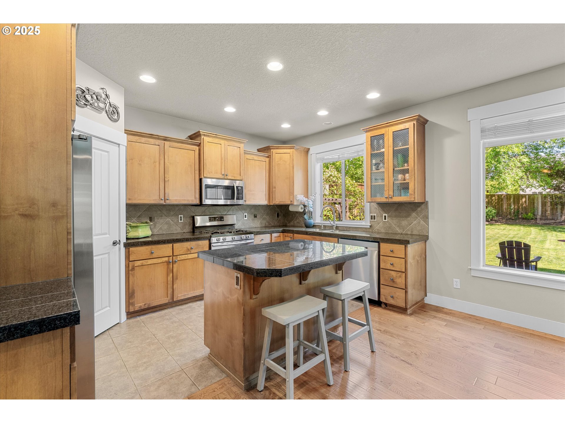 18289 SW MAIDENFERN LN