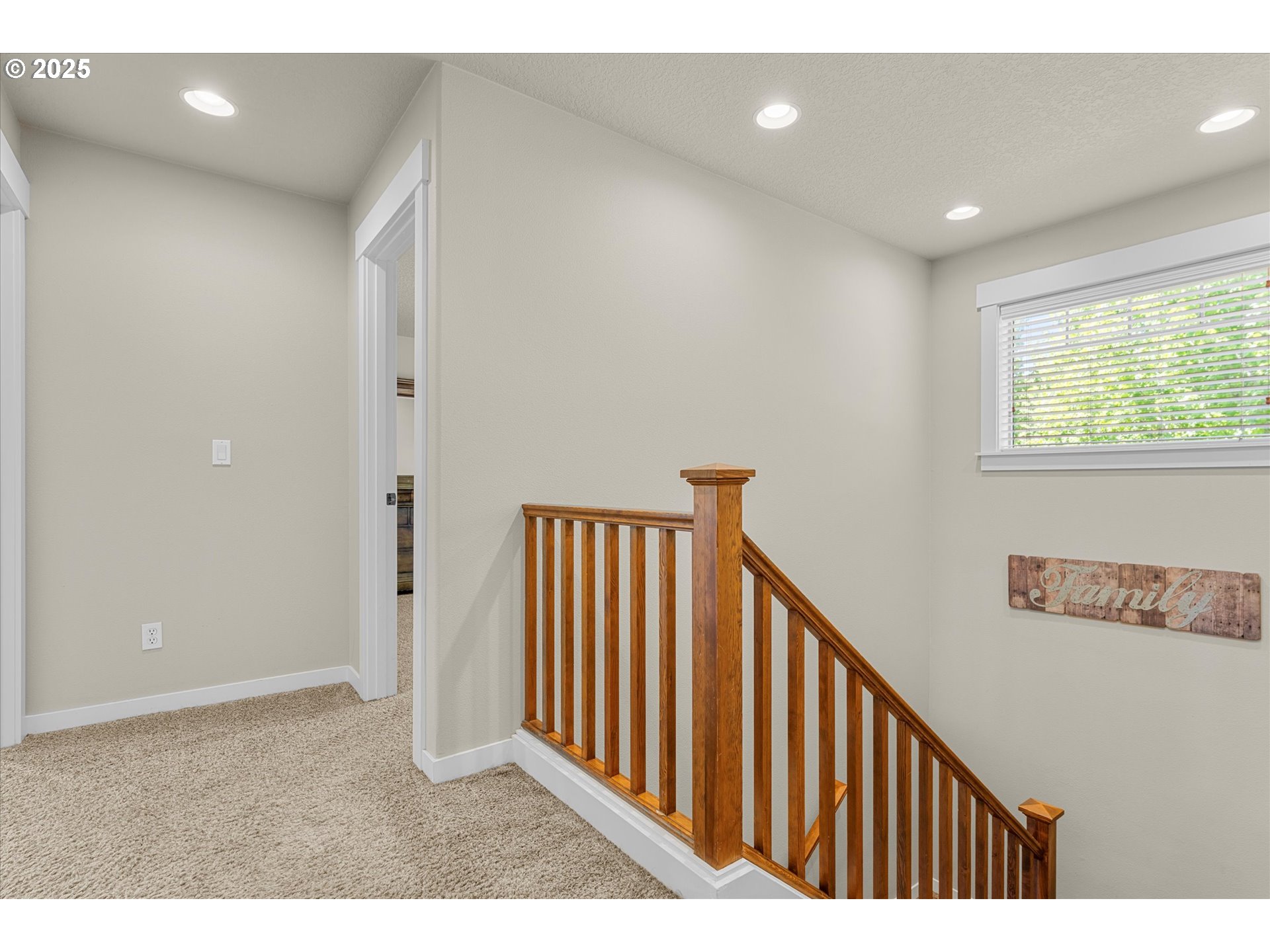 18289 SW MAIDENFERN LN