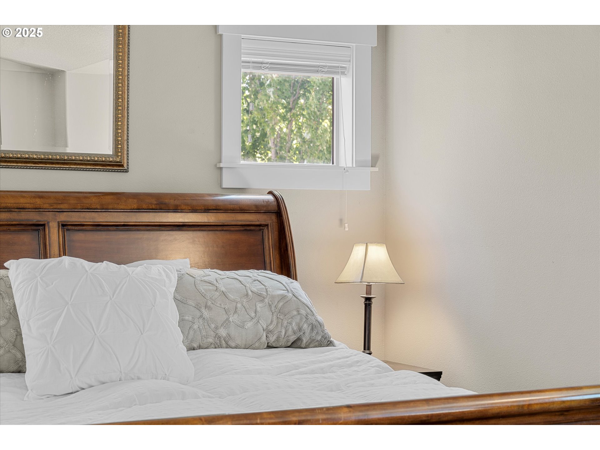 18289 SW MAIDENFERN LN